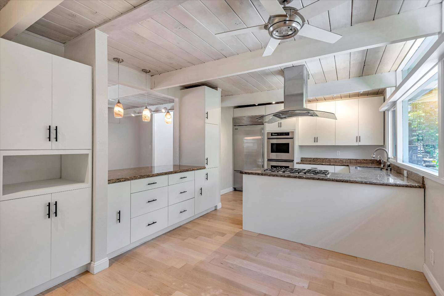 3112 Sunset Terrace