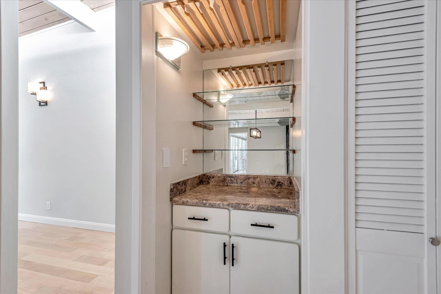 3112 Sunset Terrace