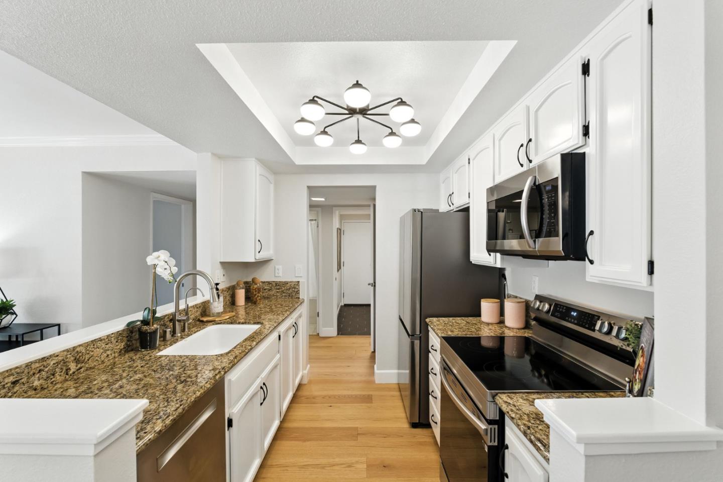 1506 Vista Del Sol