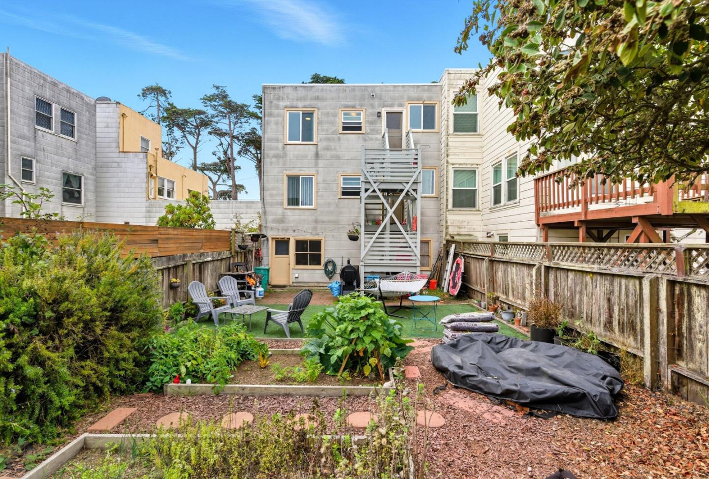 5924 Fulton Street