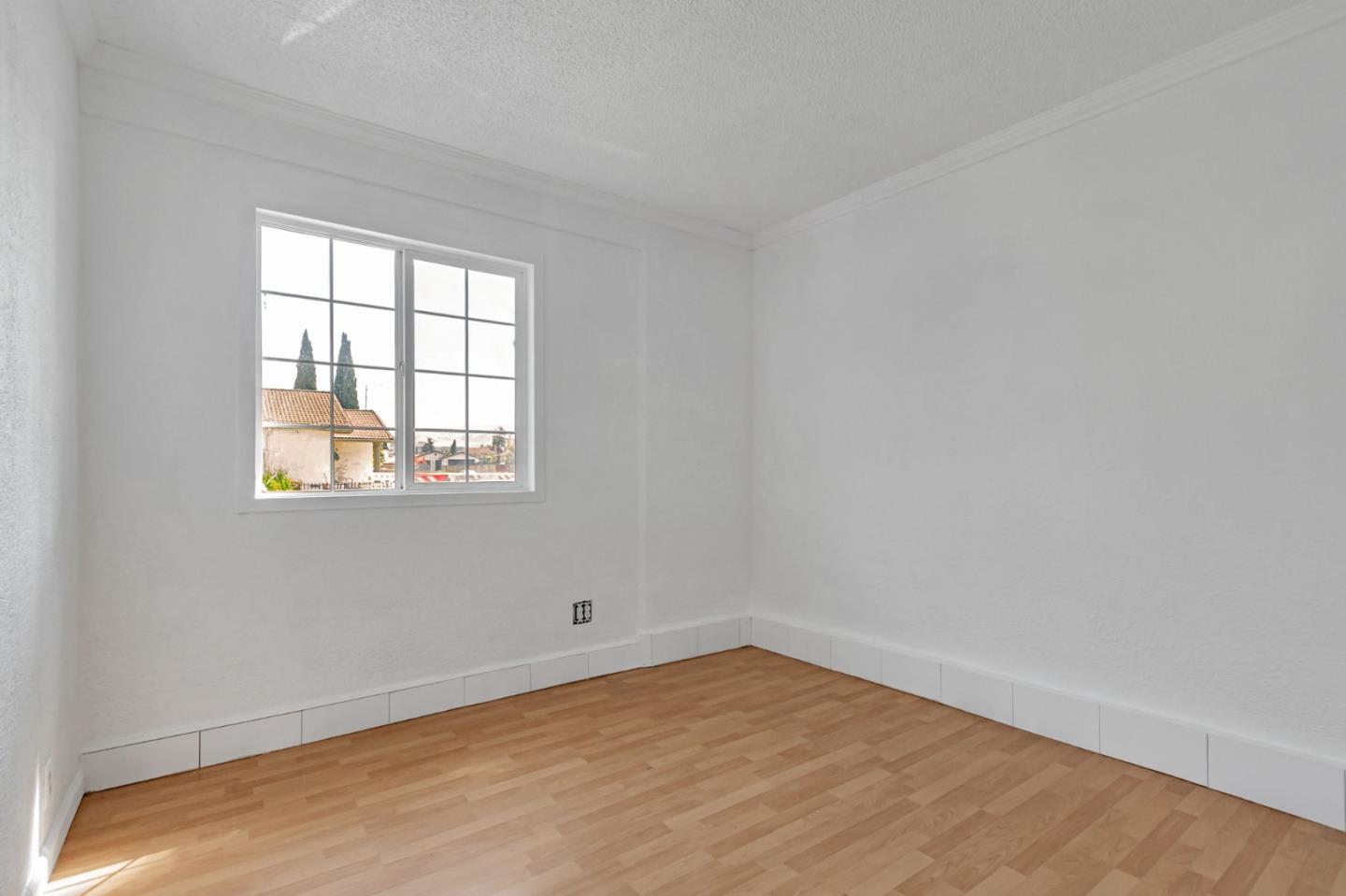 1087 Starlite Drive