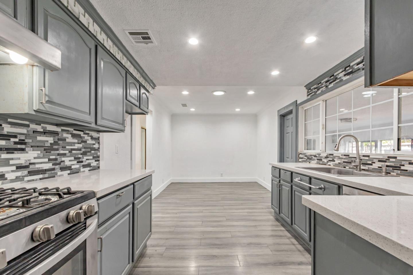 1087 Starlite Drive