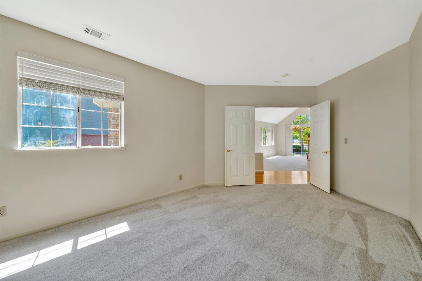 824 Bay Harbour Drive