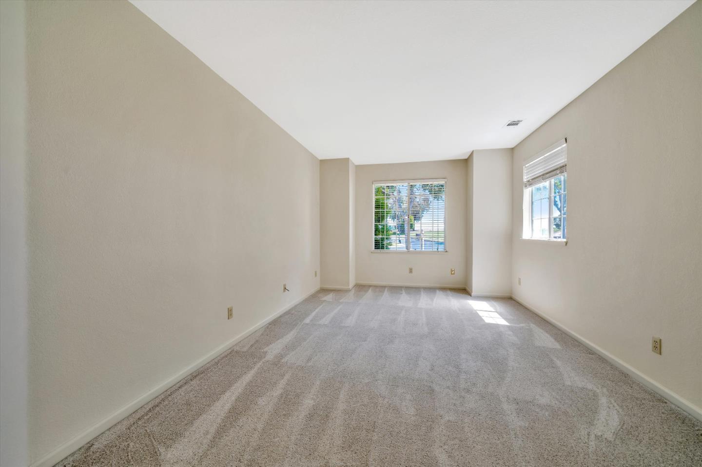 824 Bay Harbour Drive