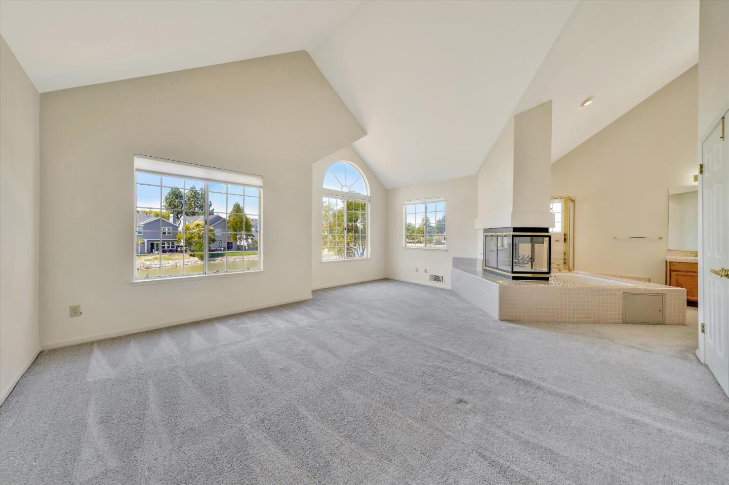 824 Bay Harbour Drive