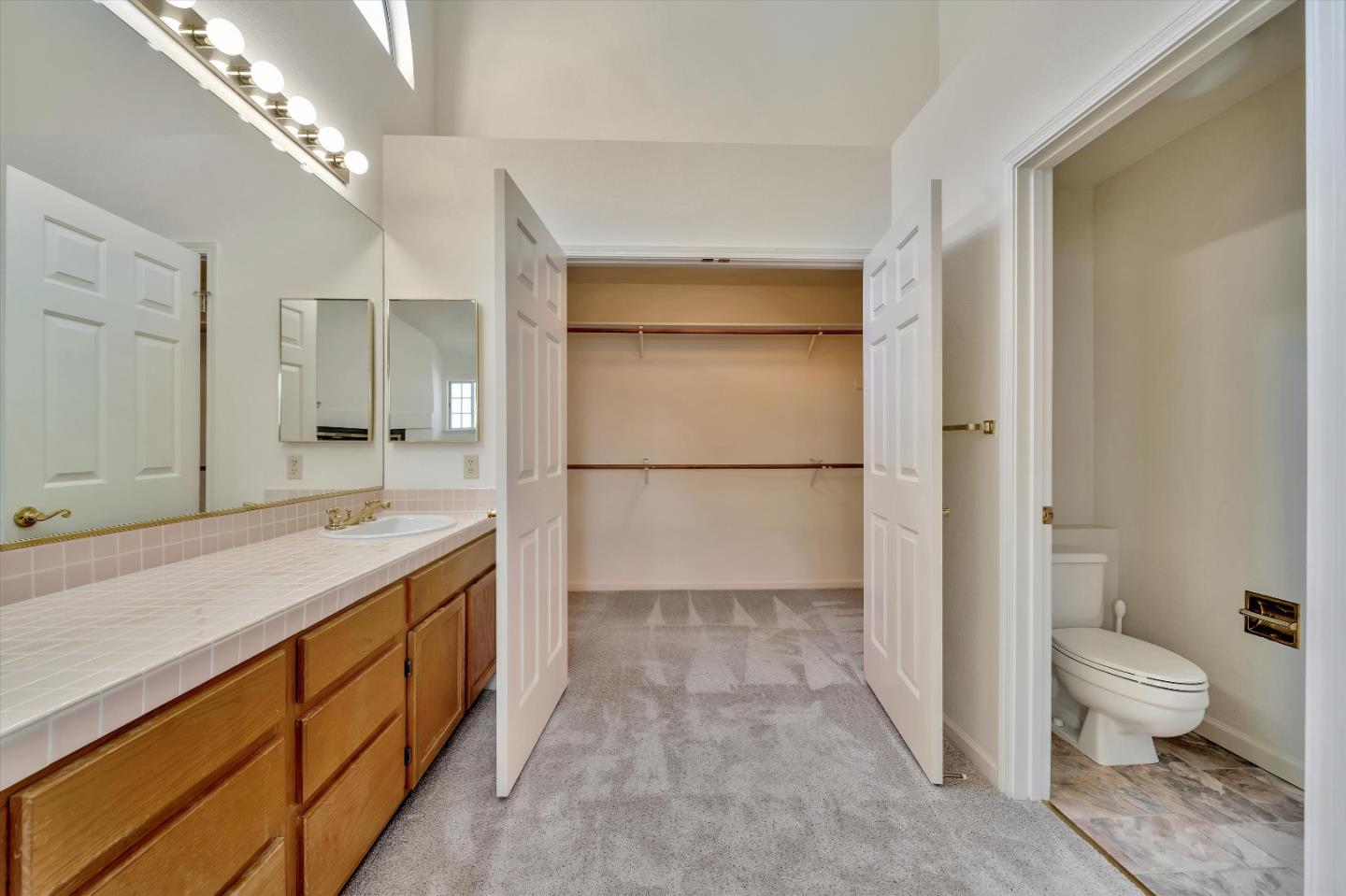 824 Bay Harbour Drive