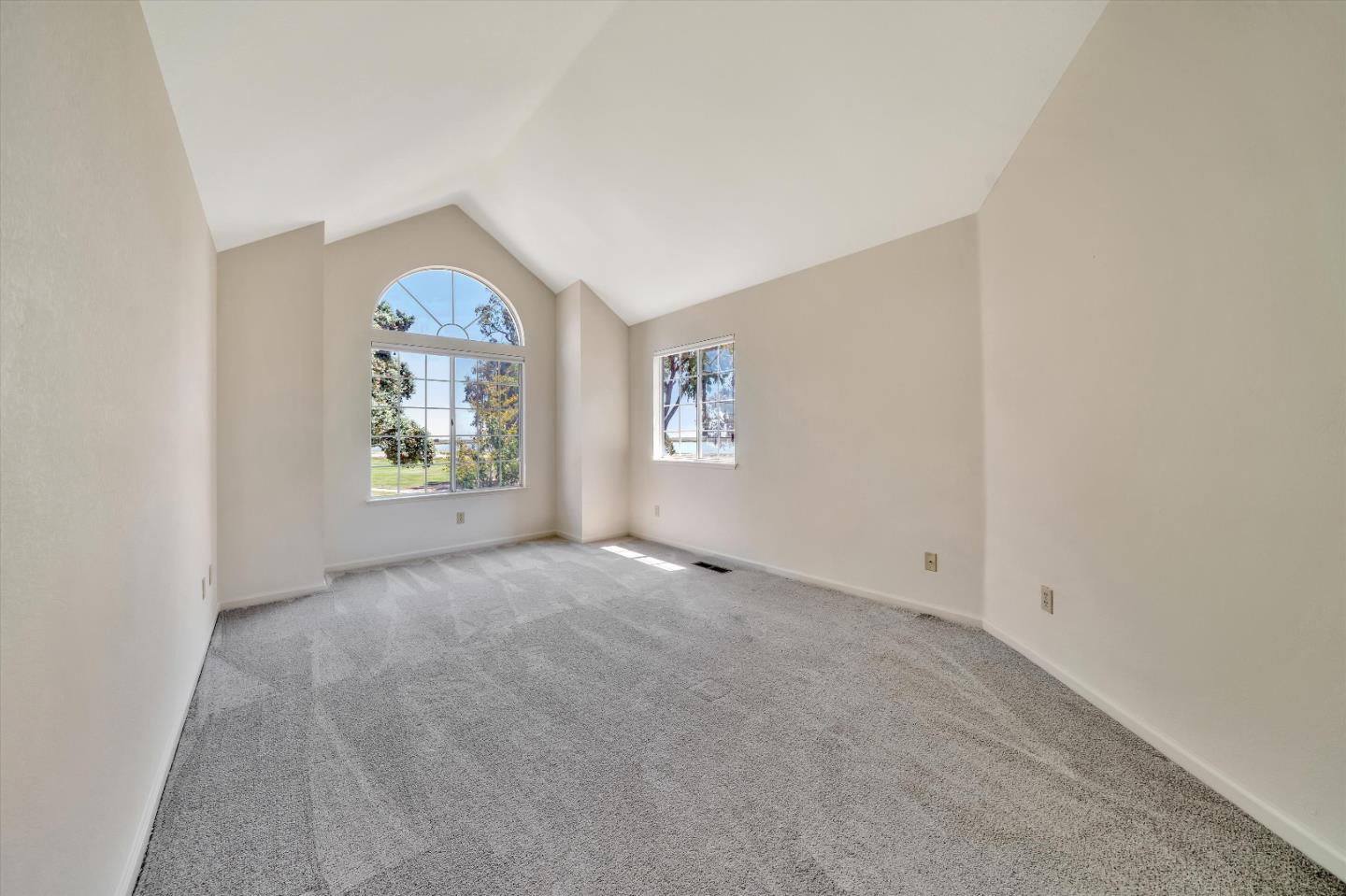 824 Bay Harbour Drive