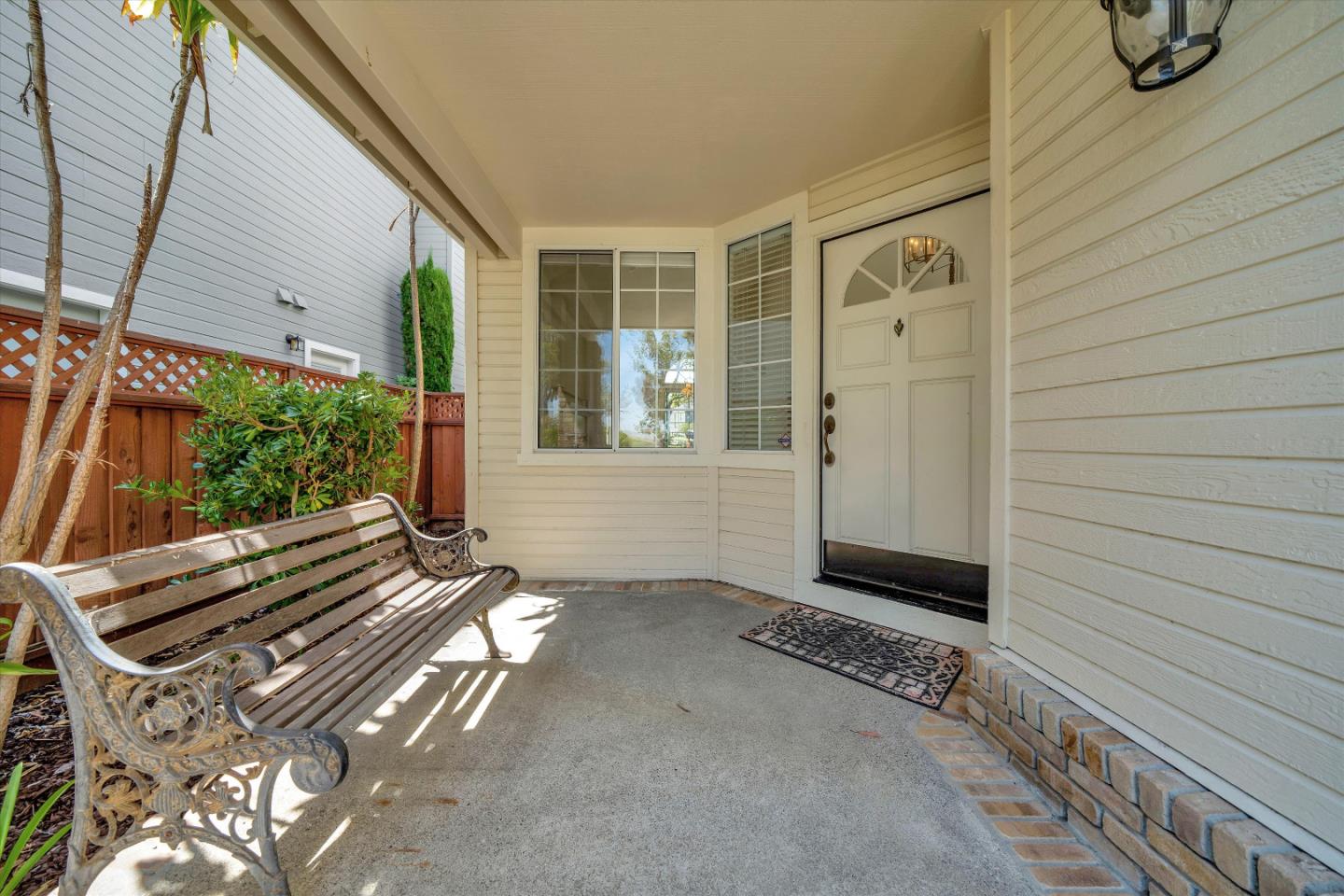 824 Bay Harbour Drive