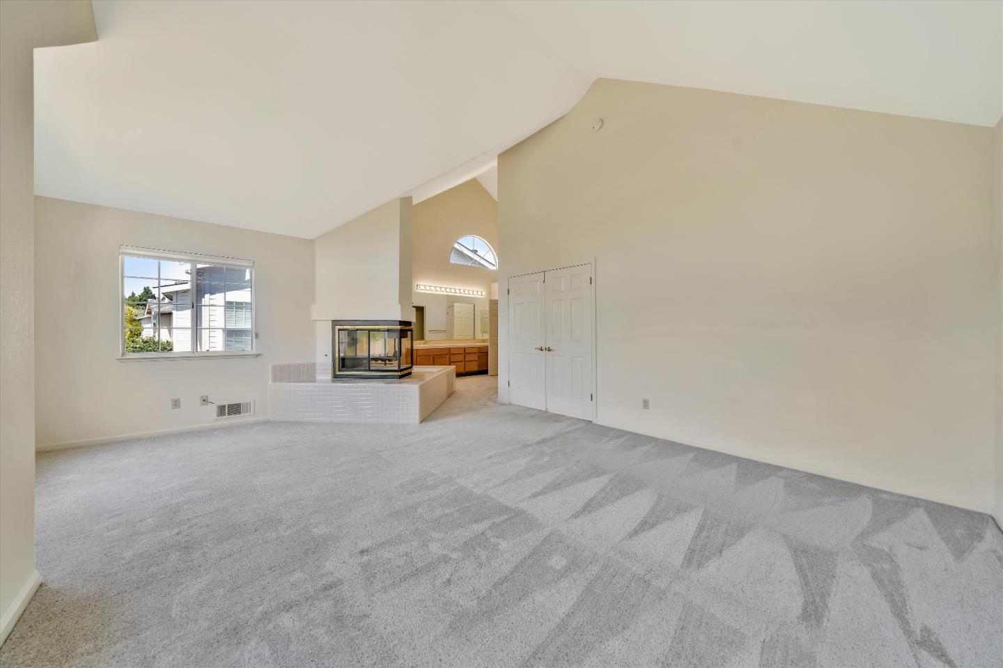 824 Bay Harbour Drive