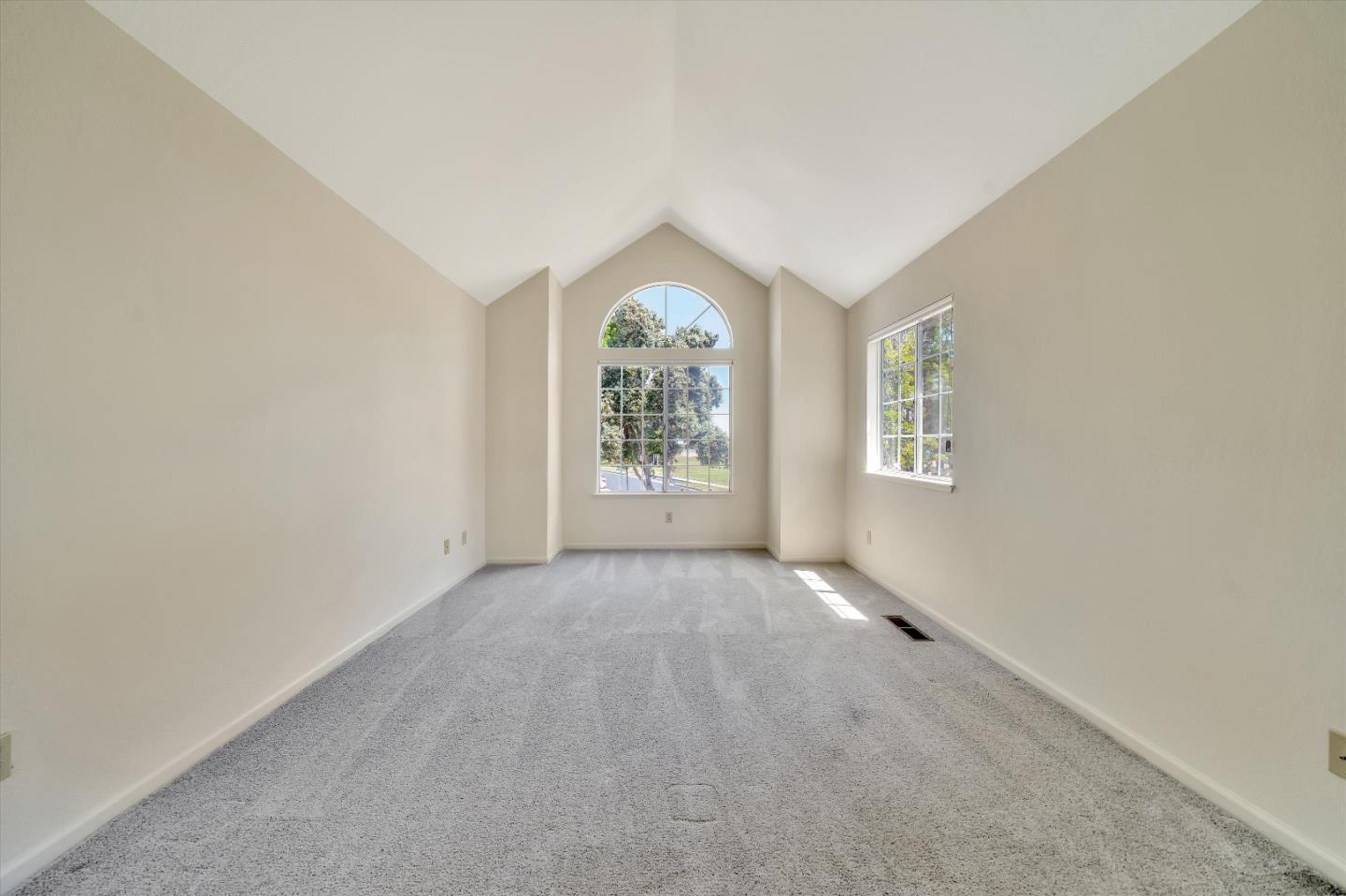 824 Bay Harbour Drive