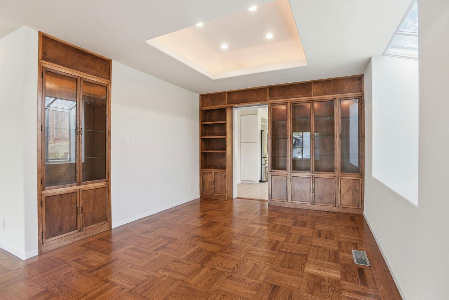 3300 El Sobrante Street