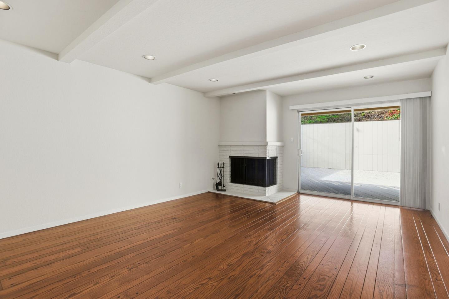 3300 El Sobrante Street