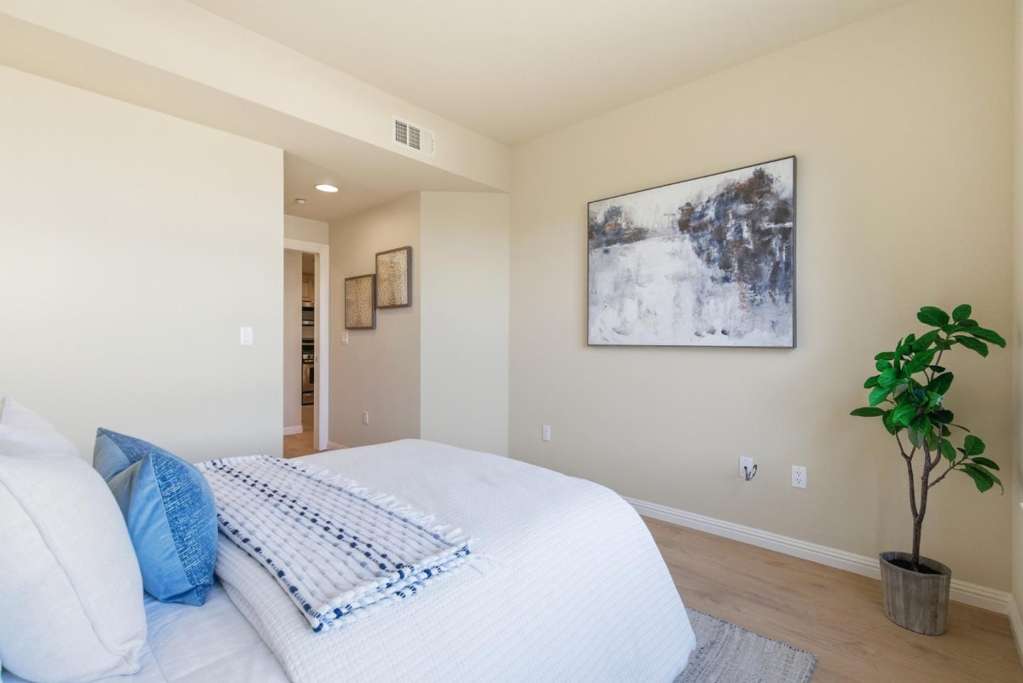 2260 Gellert Boulevard 1102