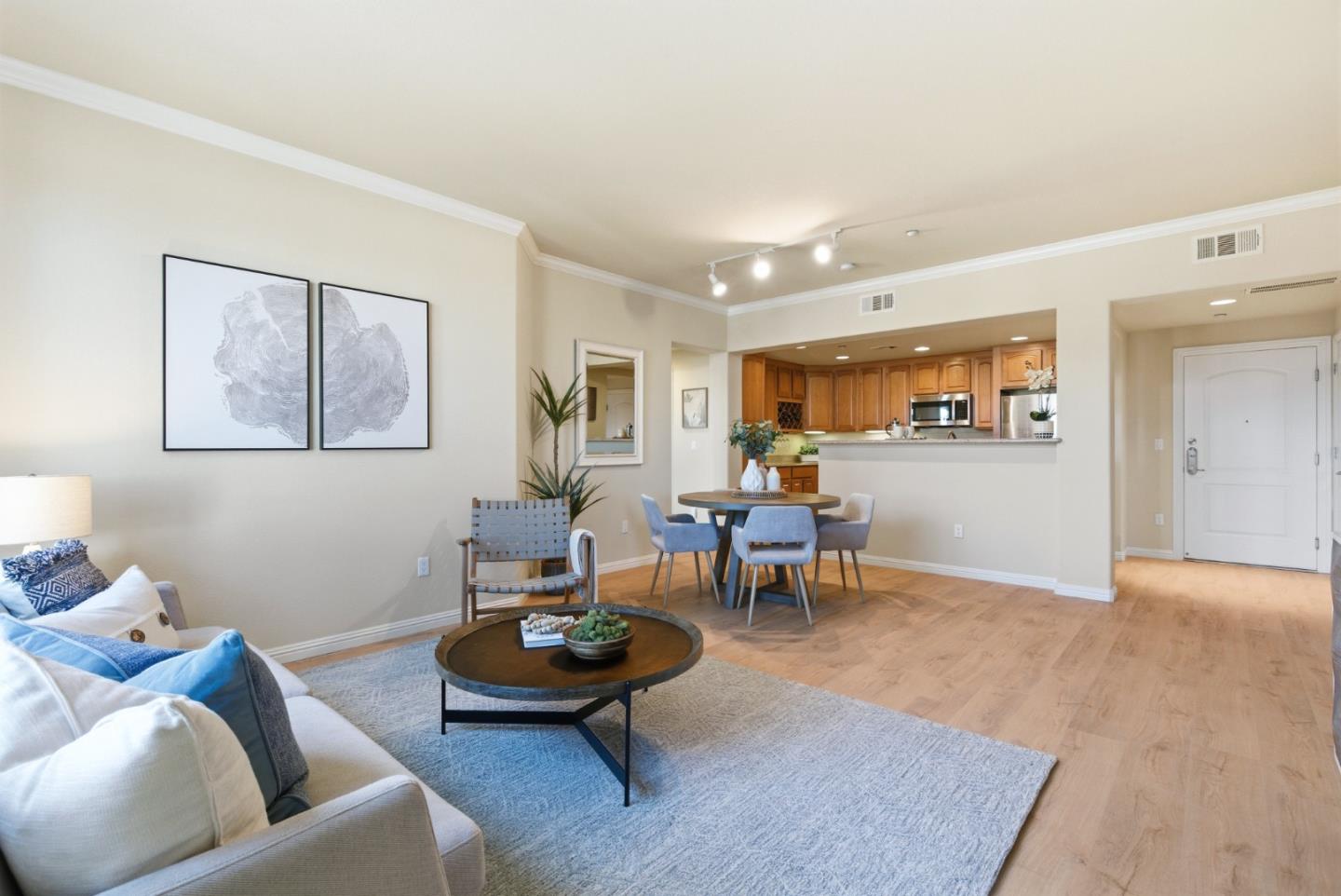 2260 Gellert Boulevard 1102