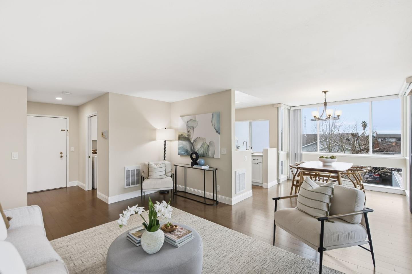 1075 Shell Boulevard 7