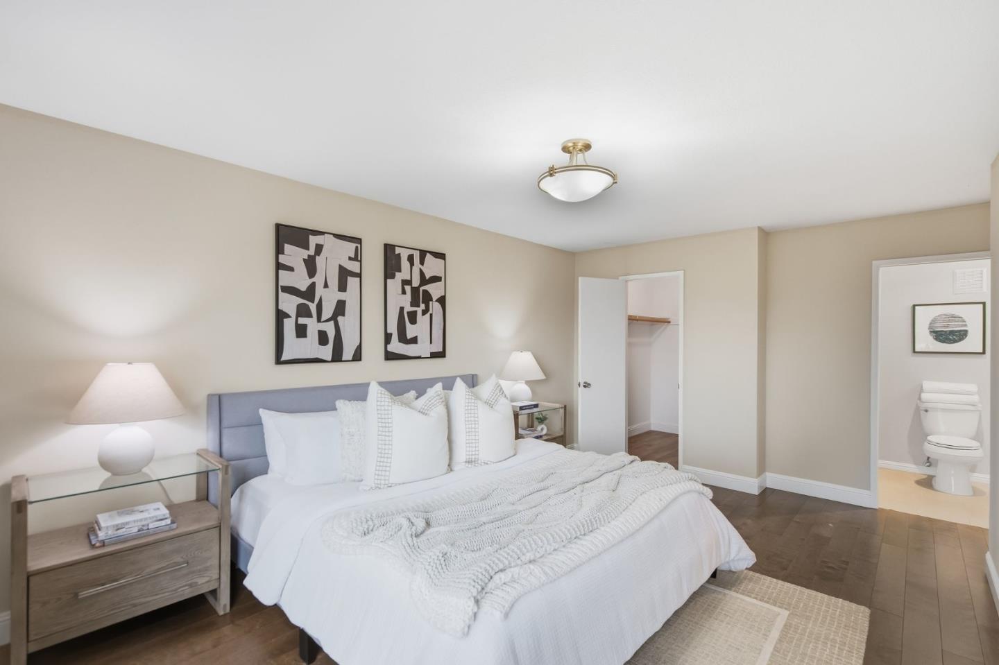1075 Shell Boulevard 7