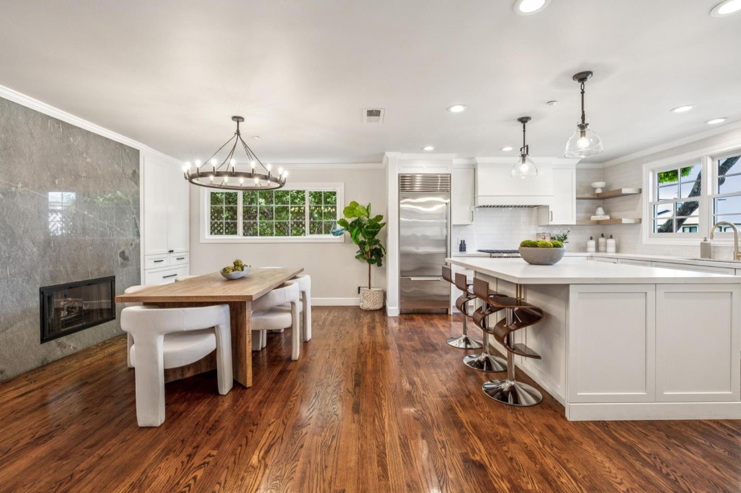 806 Fiesta Drive