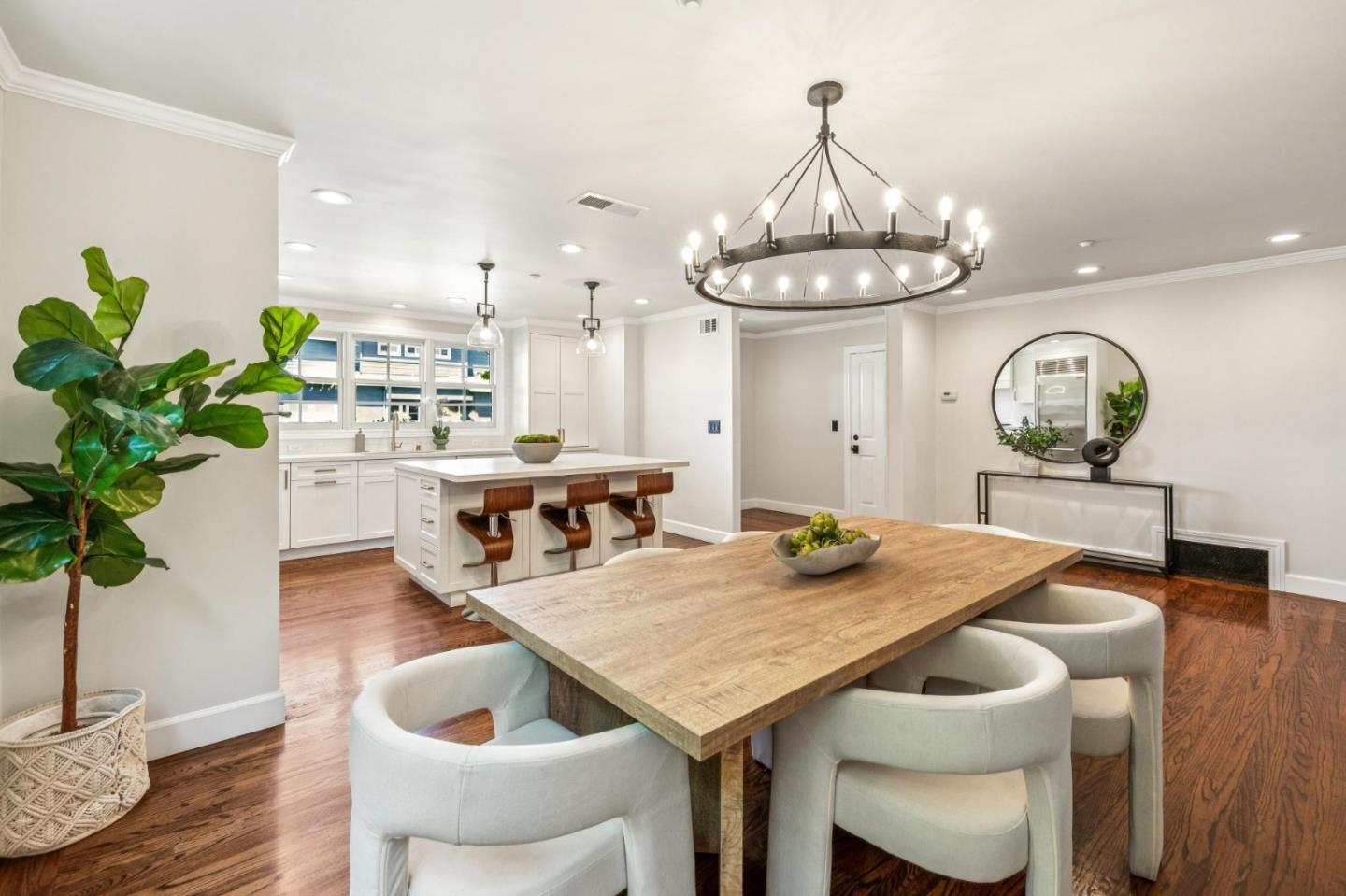 806 Fiesta Drive