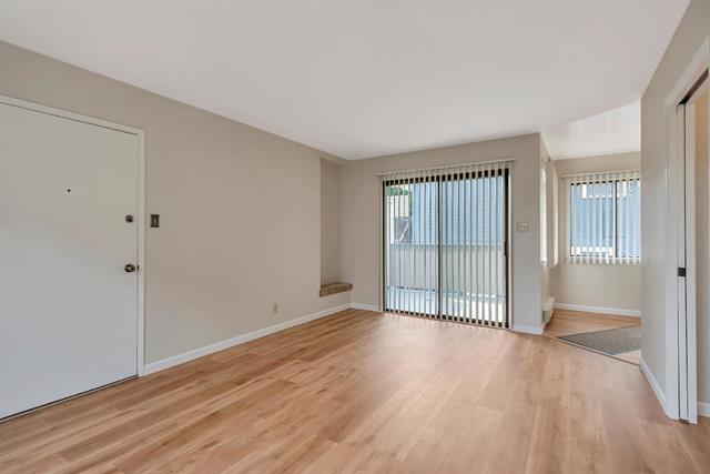 230 Villa Terrace 3