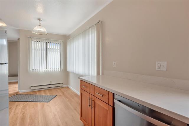 230 Villa Terrace 3