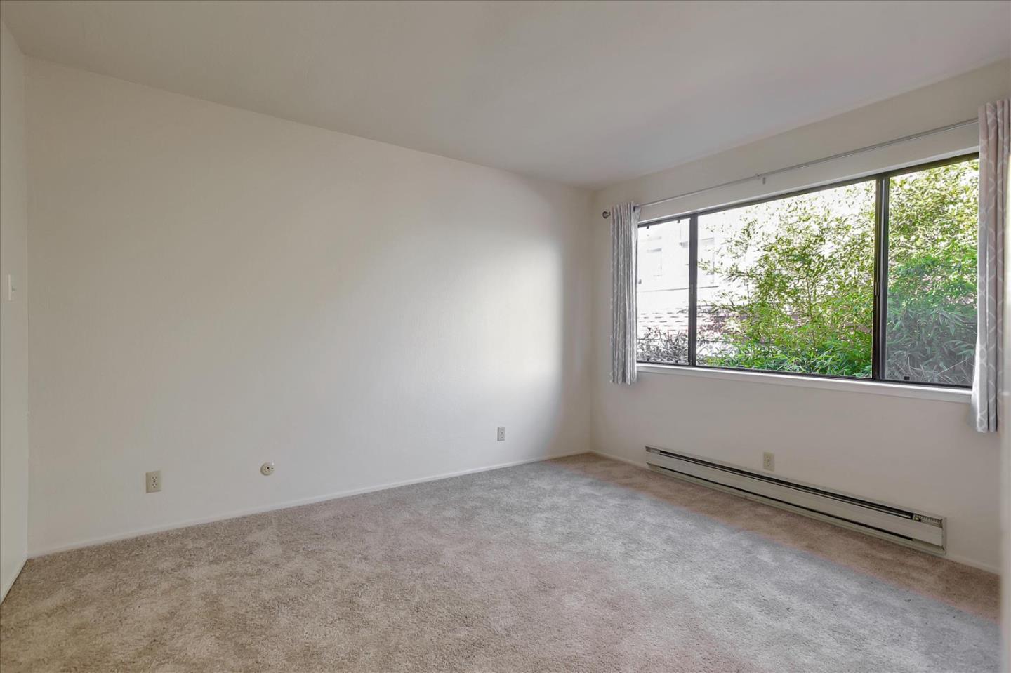 230 Villa Terrace 3