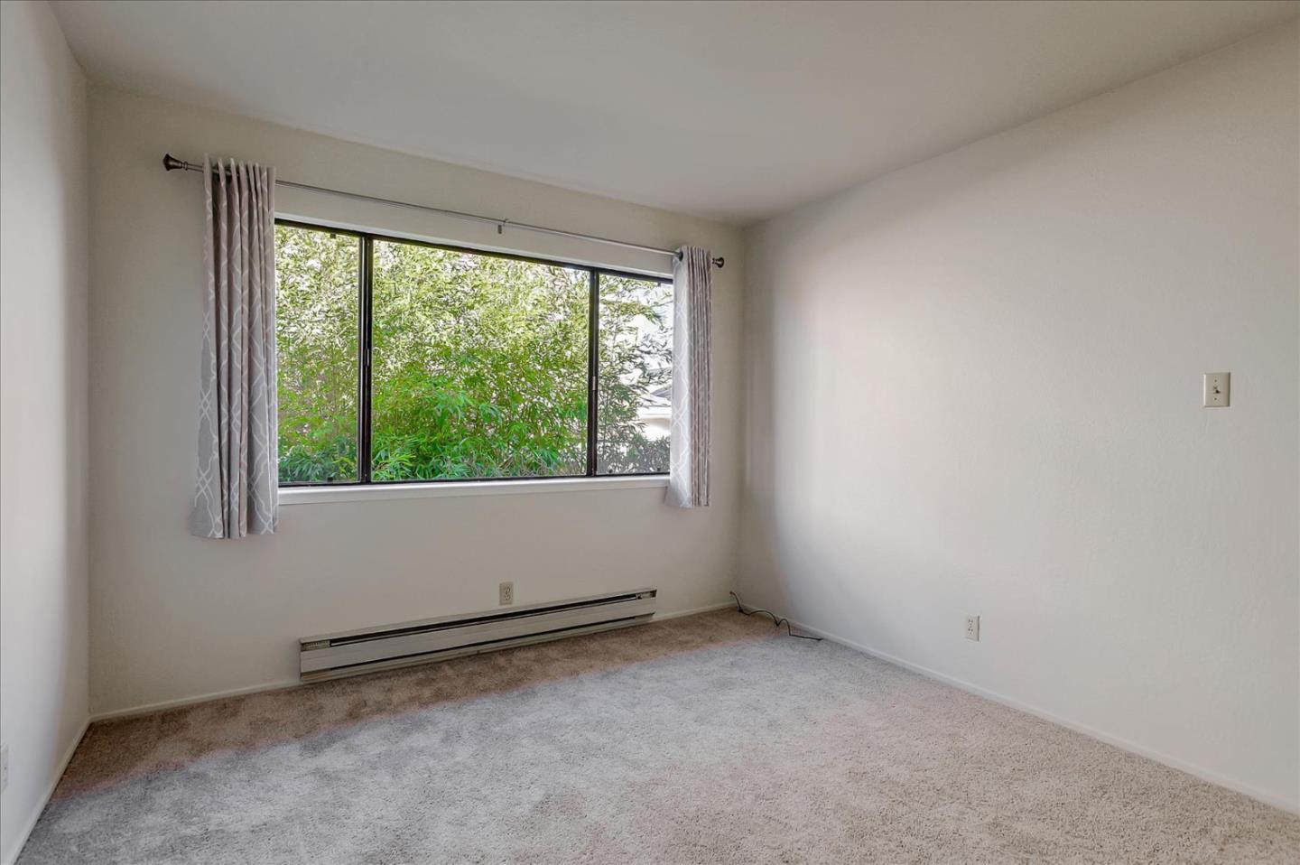 230 Villa Terrace 3
