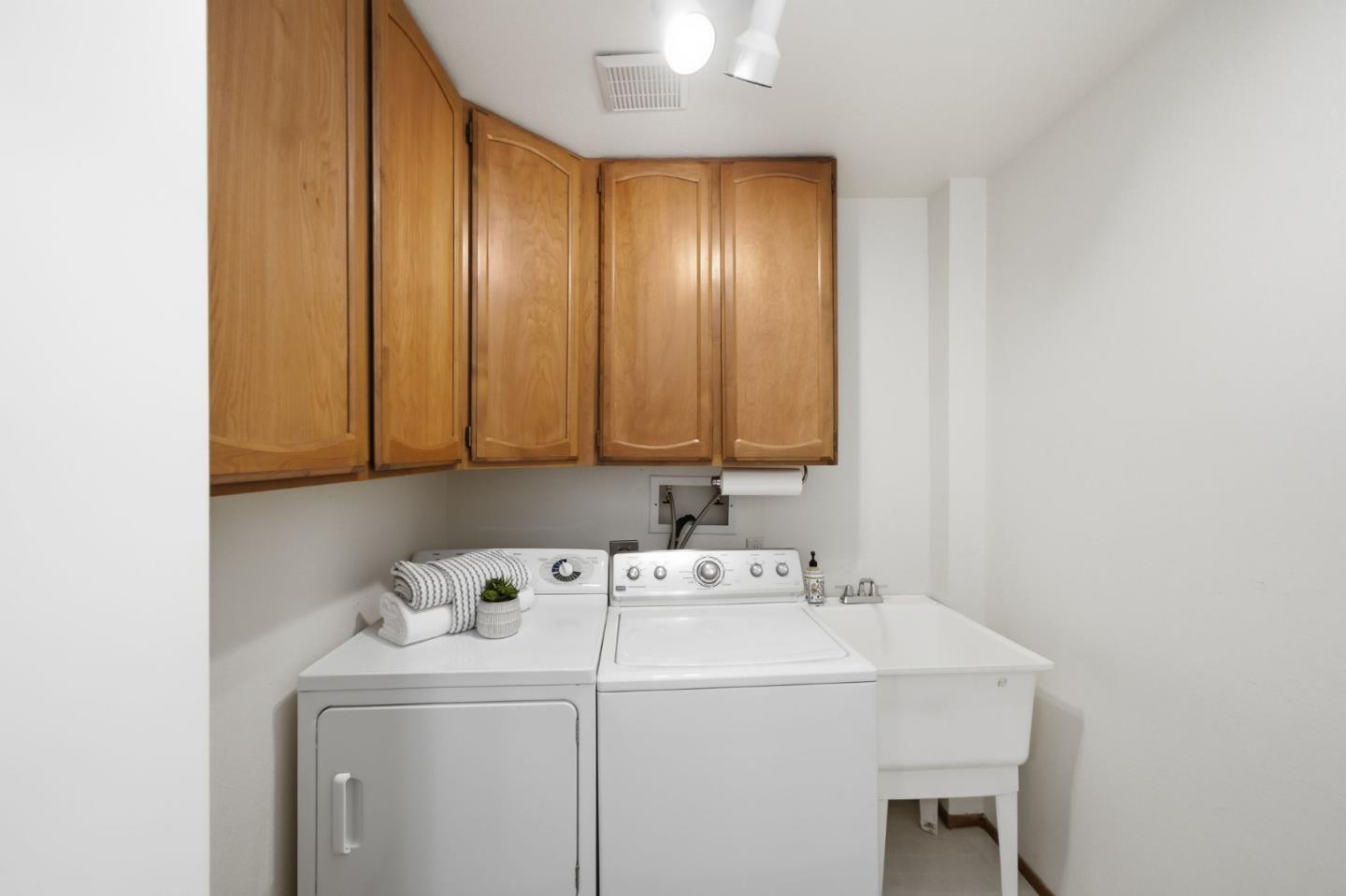 2411 Carlmont DR 107