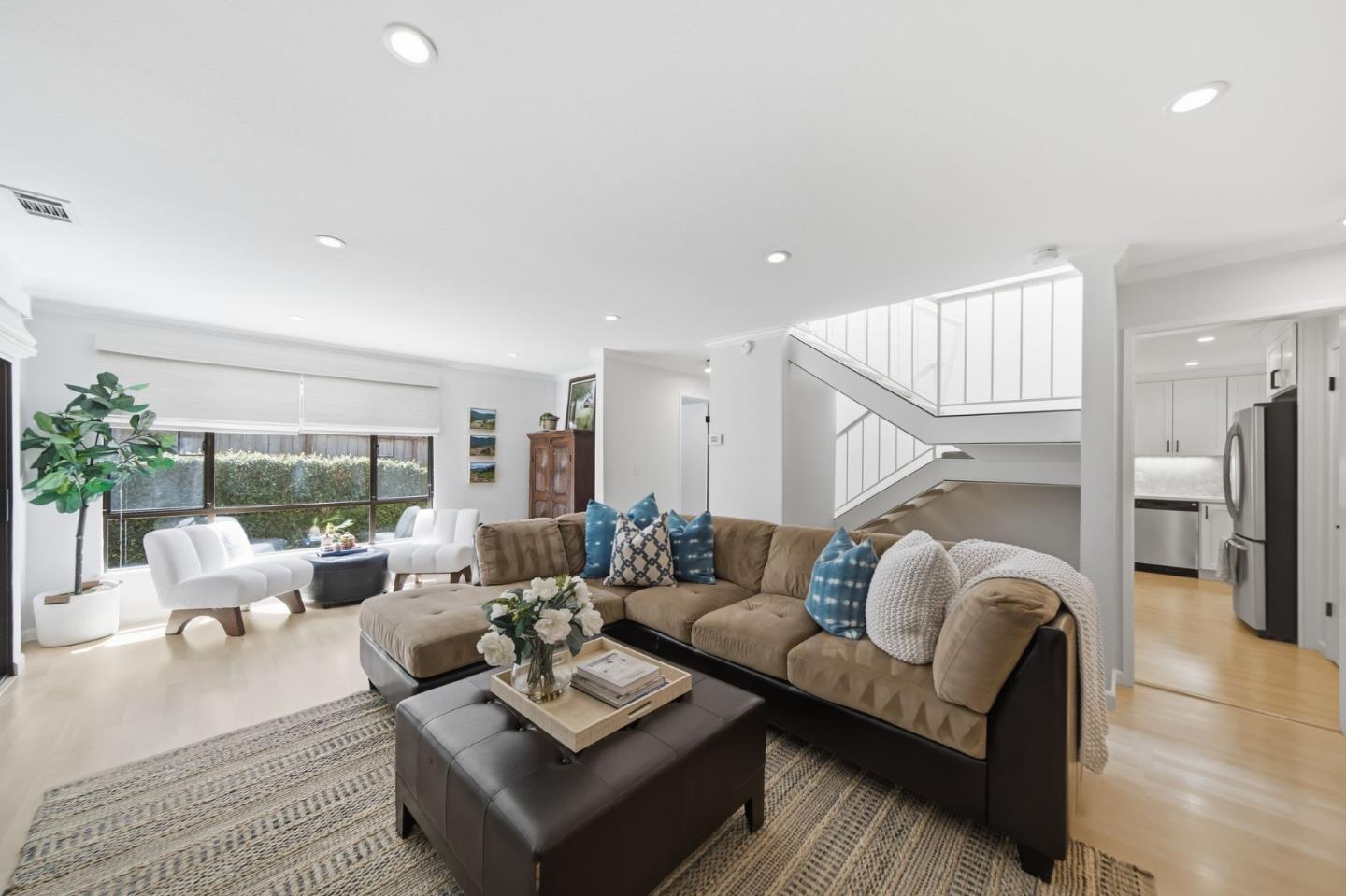 2411 Carlmont DR 107