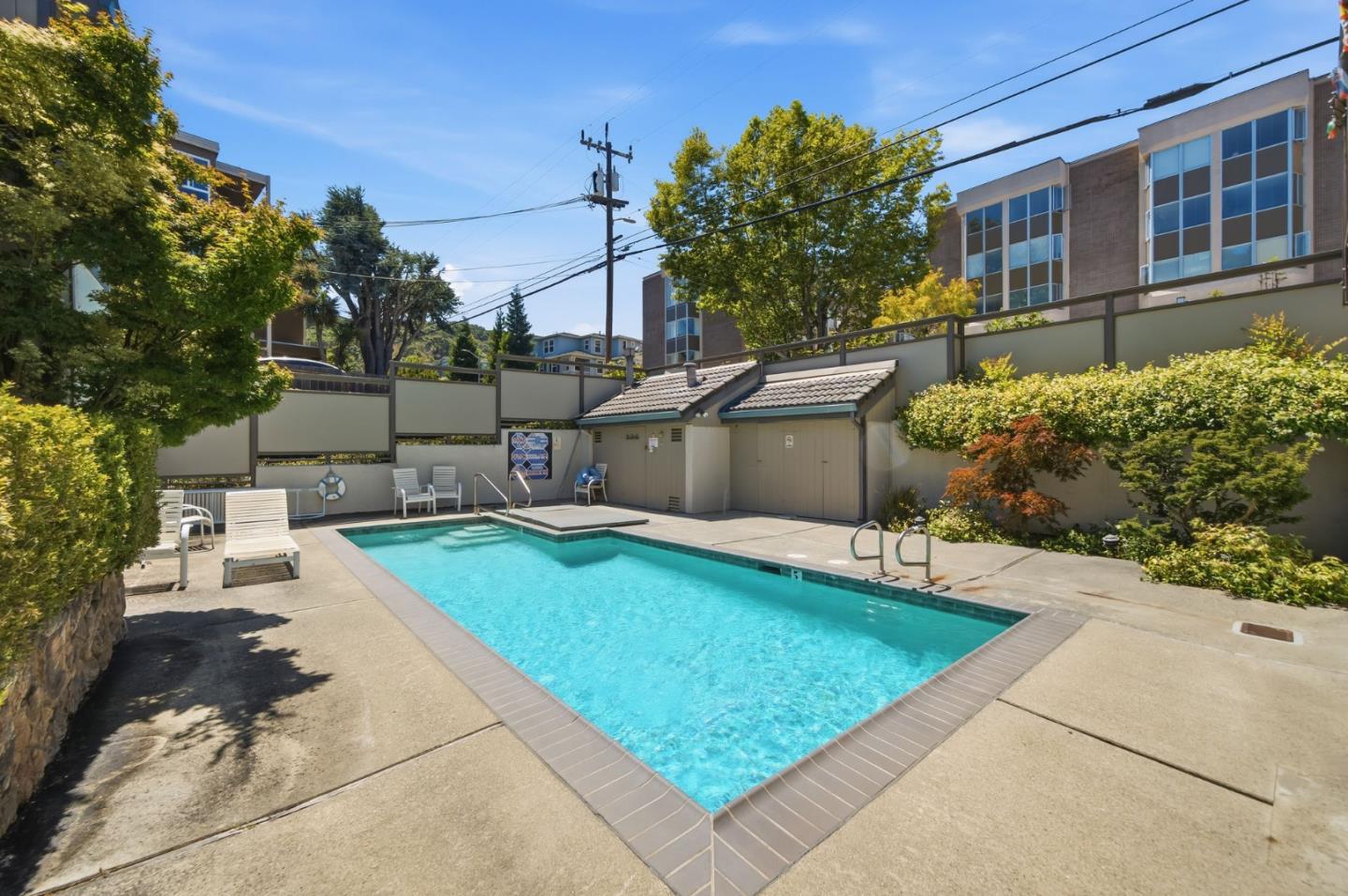 2411 Carlmont DR 107