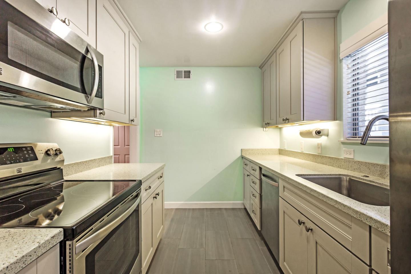 675 Sharon Park DR 223