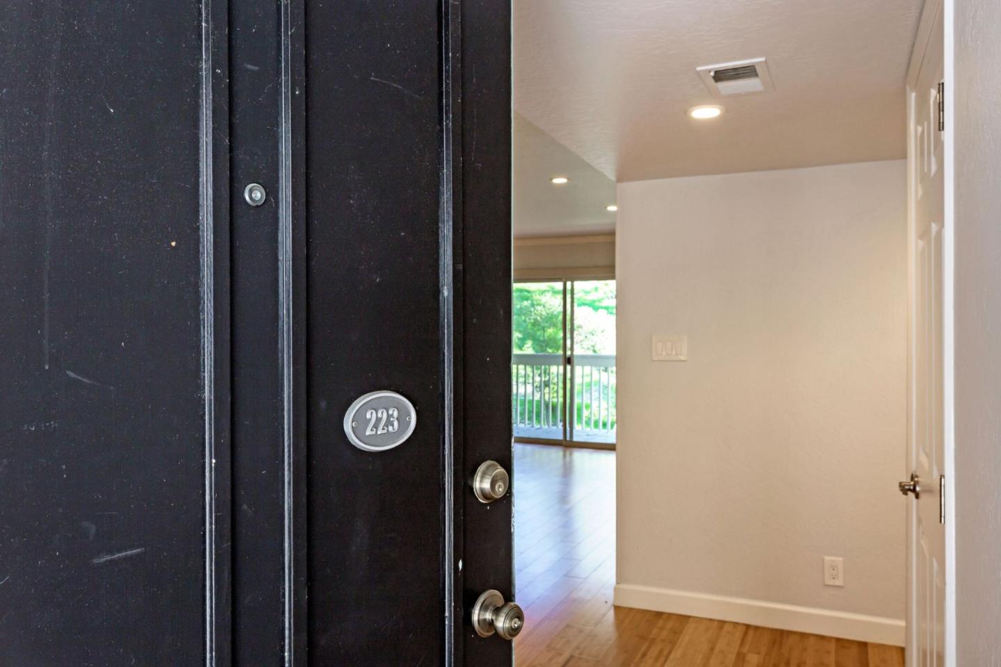 675 Sharon Park DR 223