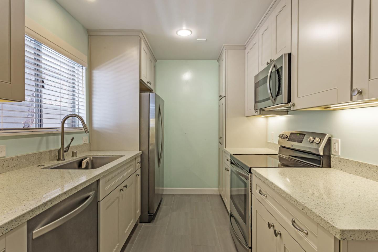 675 Sharon Park DR 223