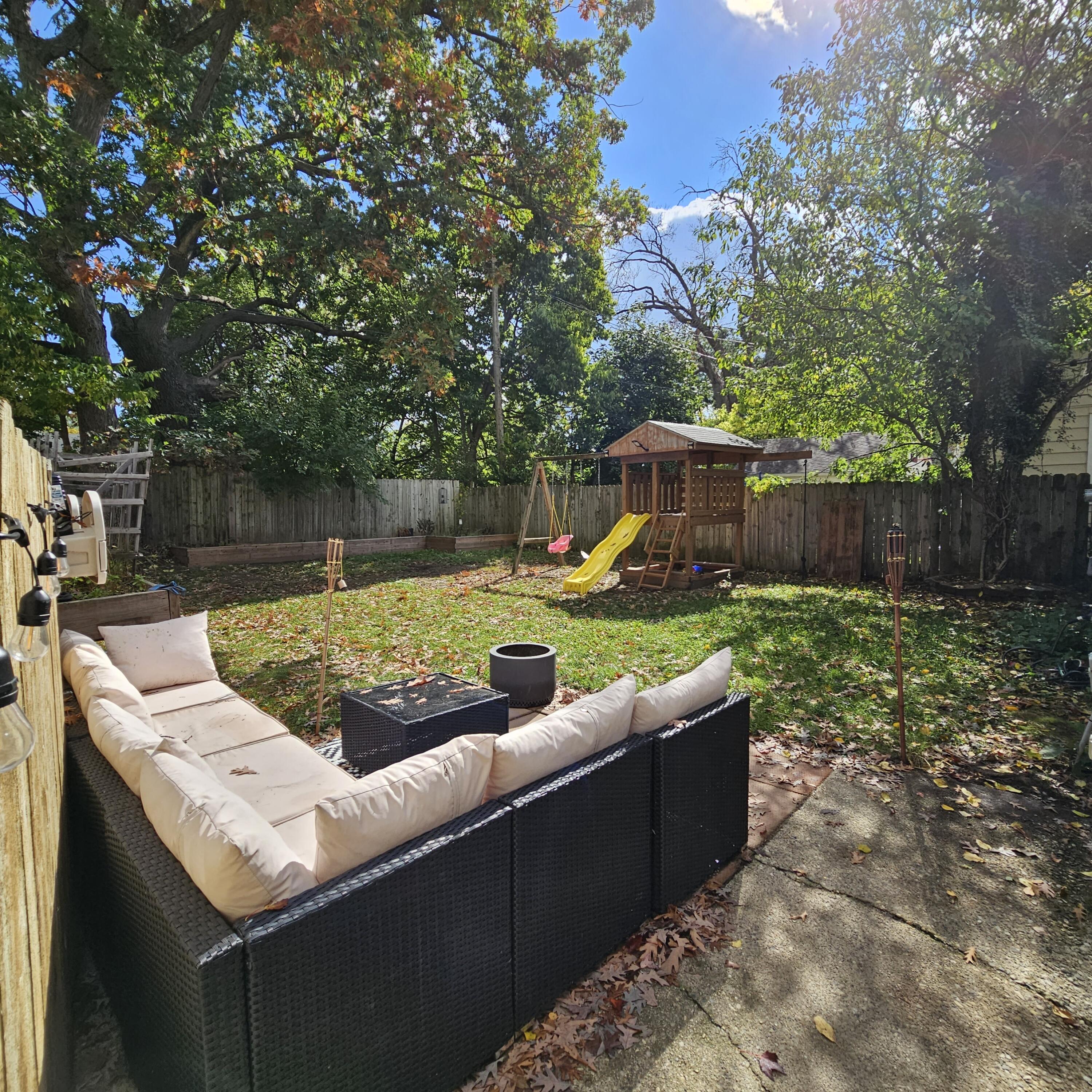 2544 Cherrywood Court SW