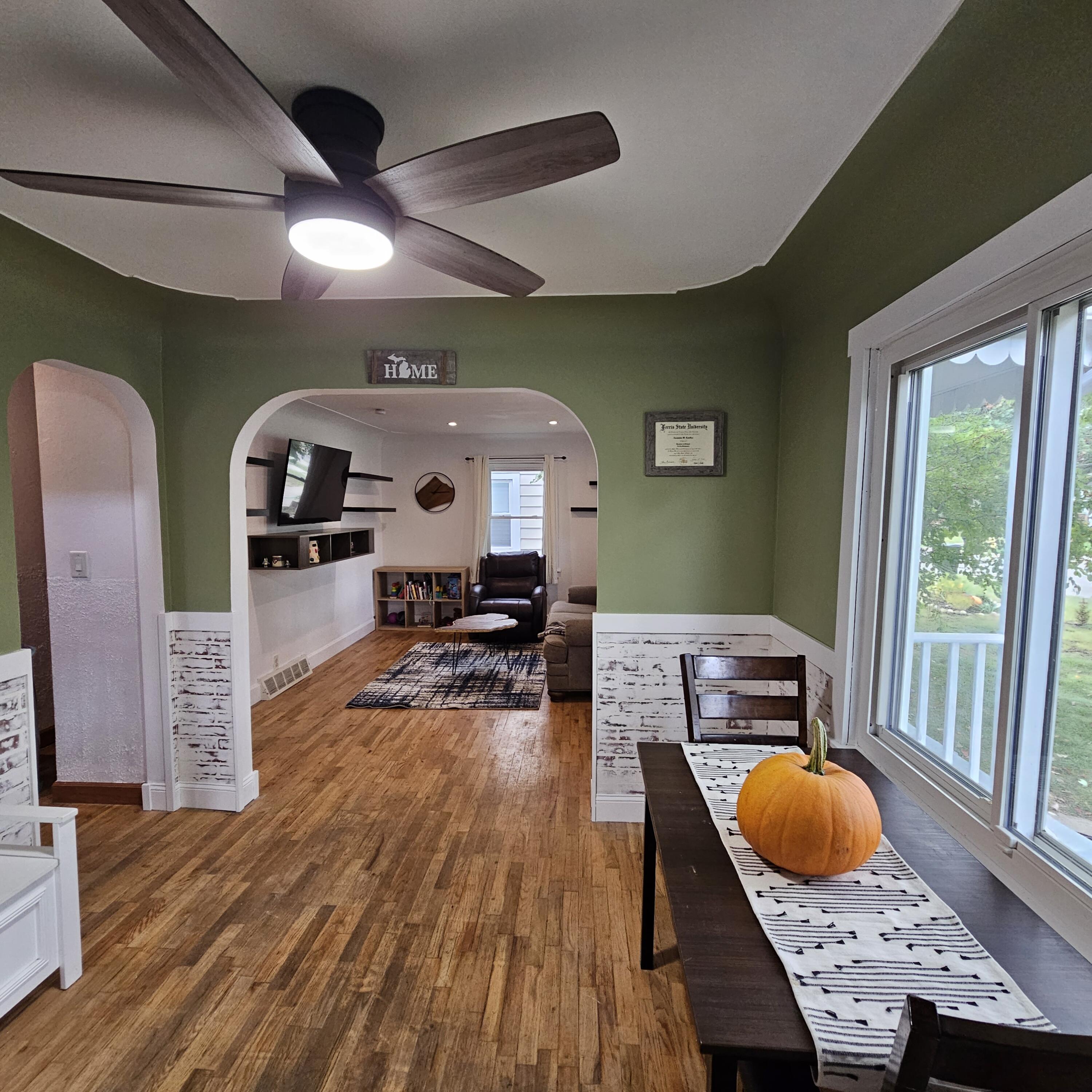 2544 Cherrywood Court SW