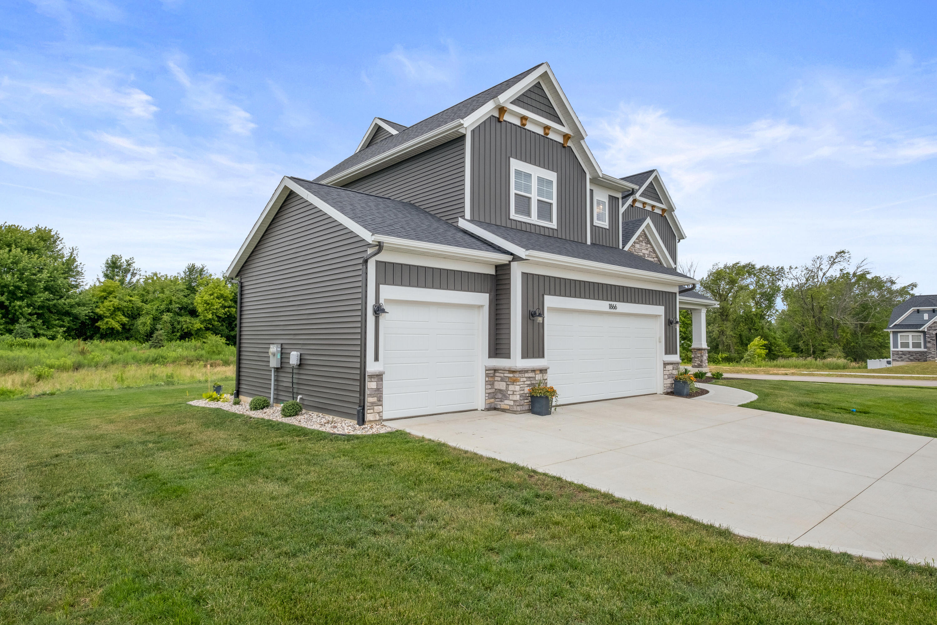 1866 Round Barn Drive