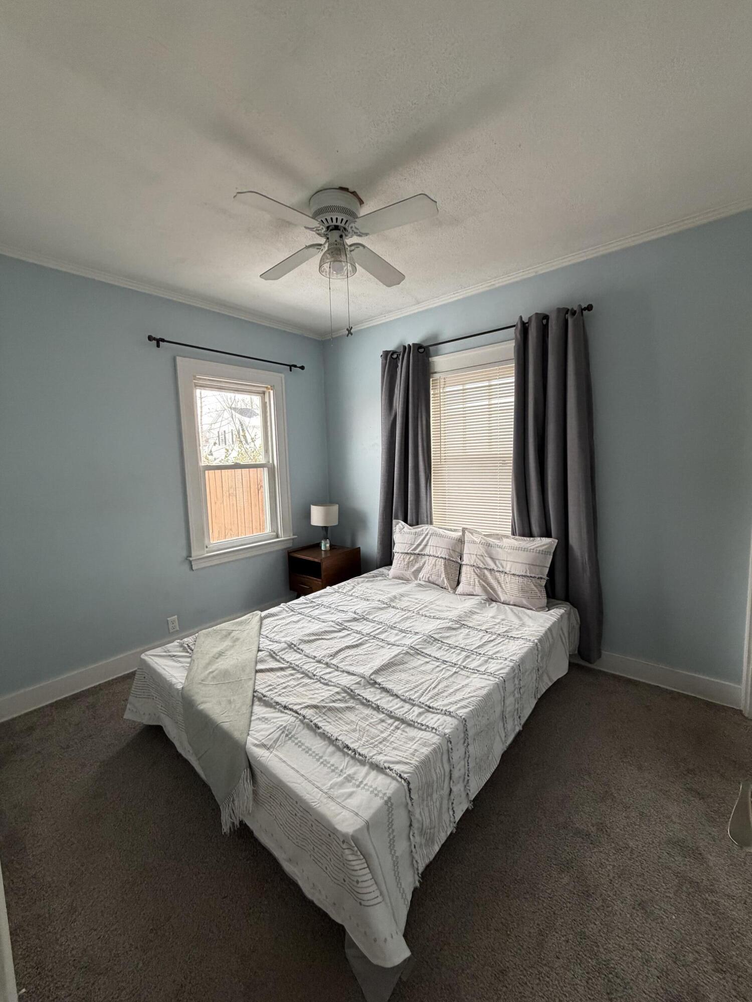 861 Aberdeen Street NE