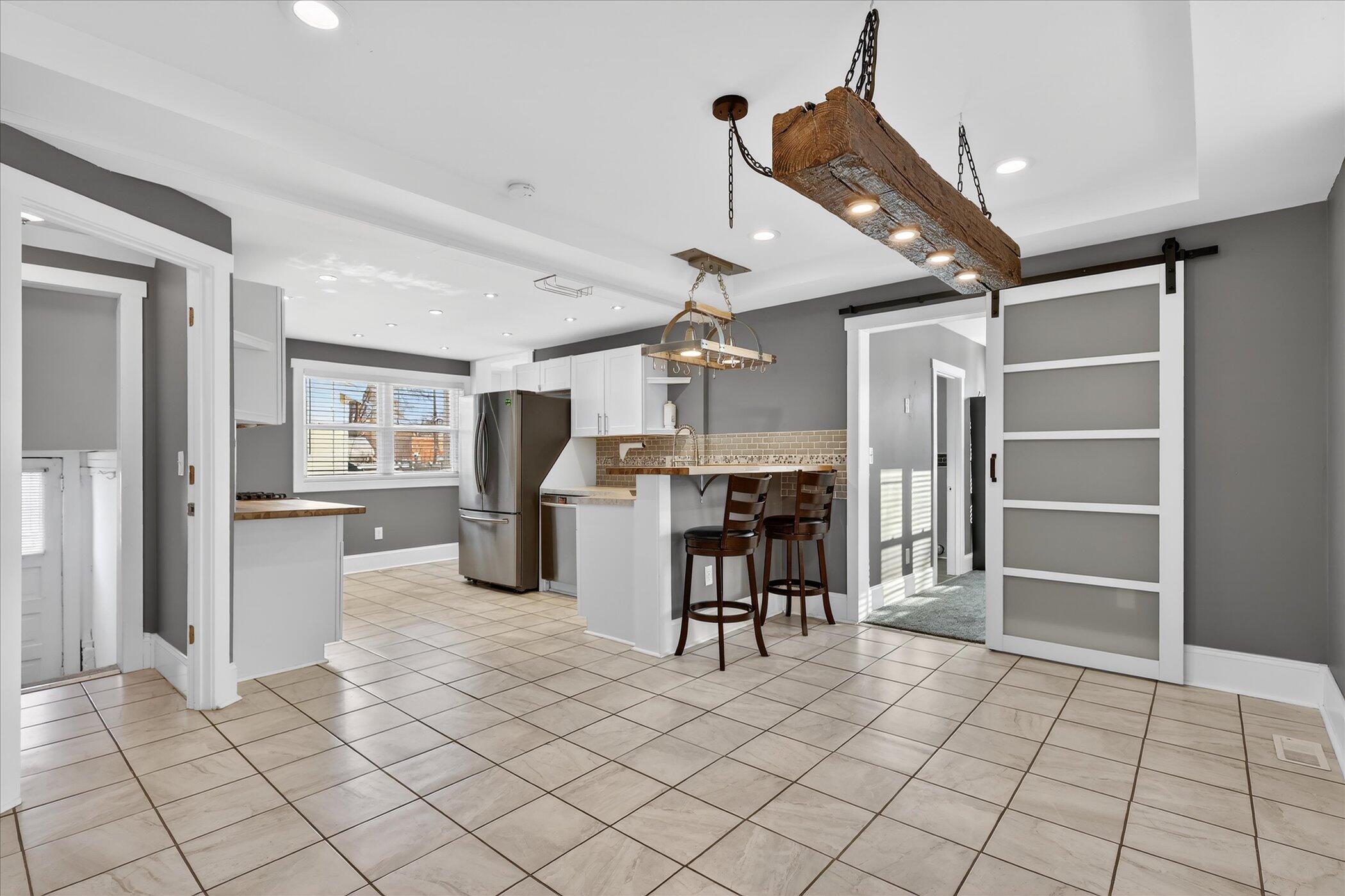 1234 Prospect Avenue SE