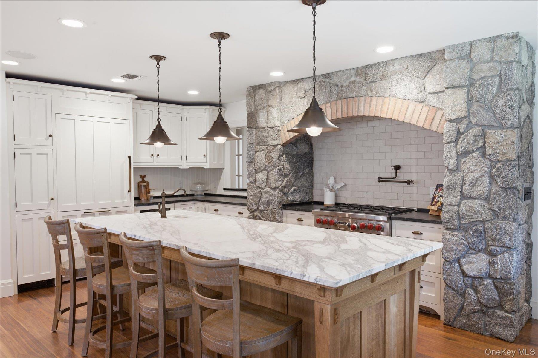 134 Sandy Hollow Road