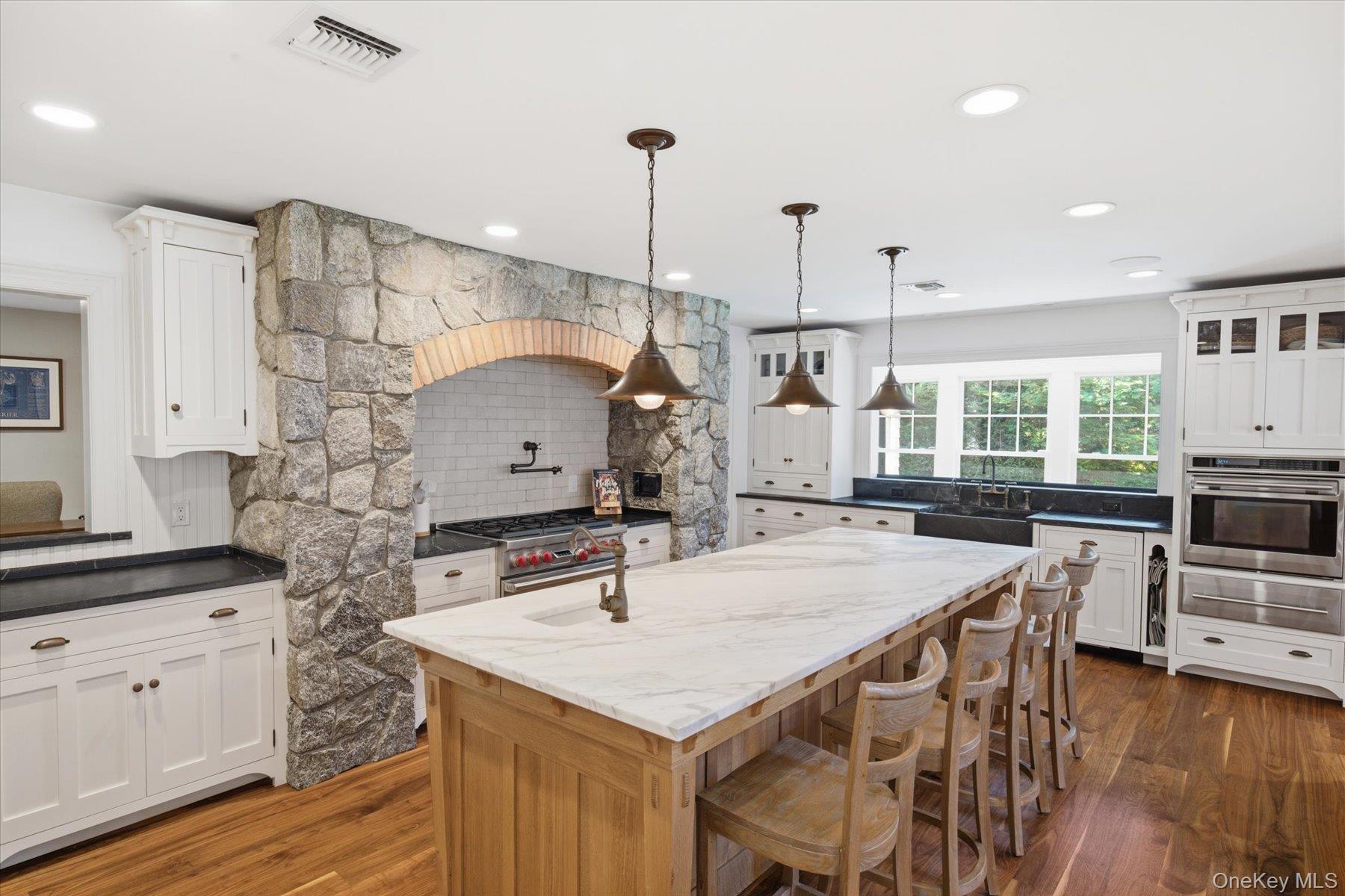 134 Sandy Hollow Road