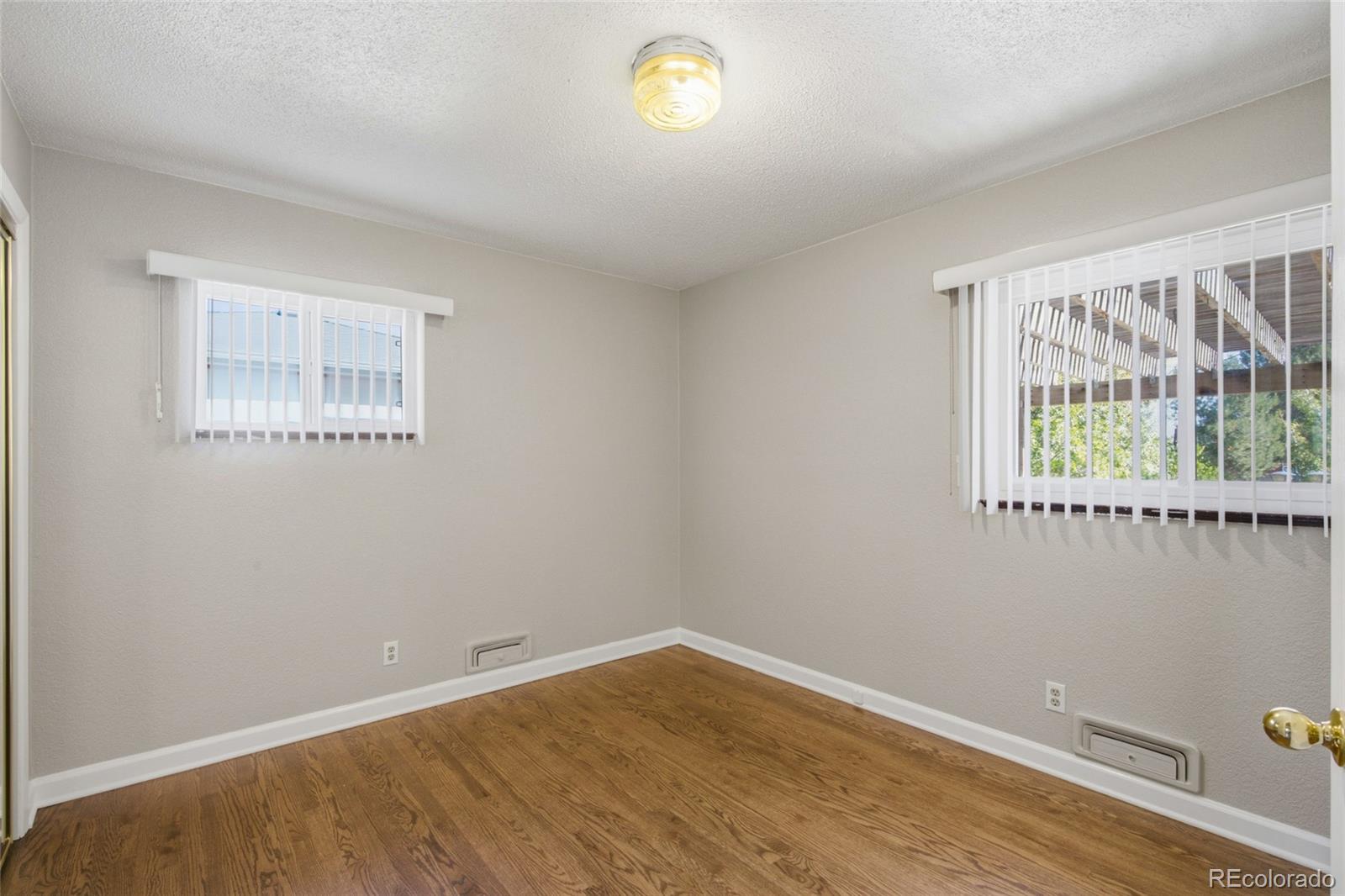 2300 Bell Court