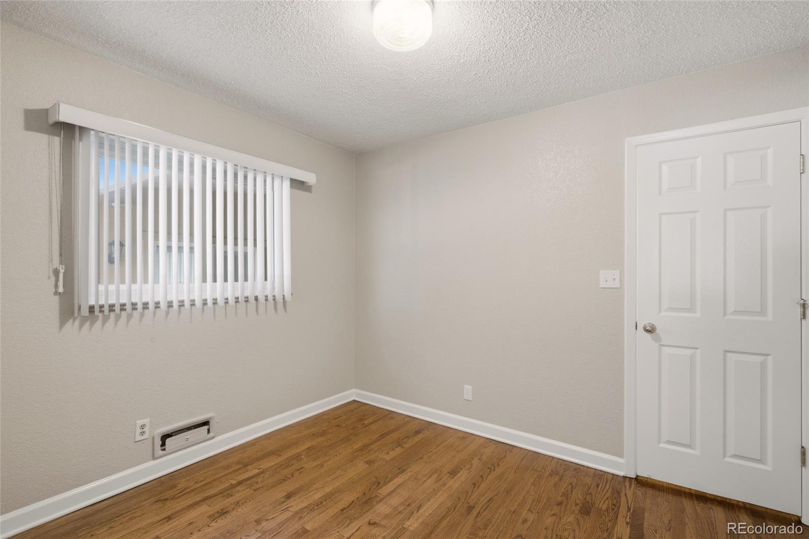 2300 Bell Court