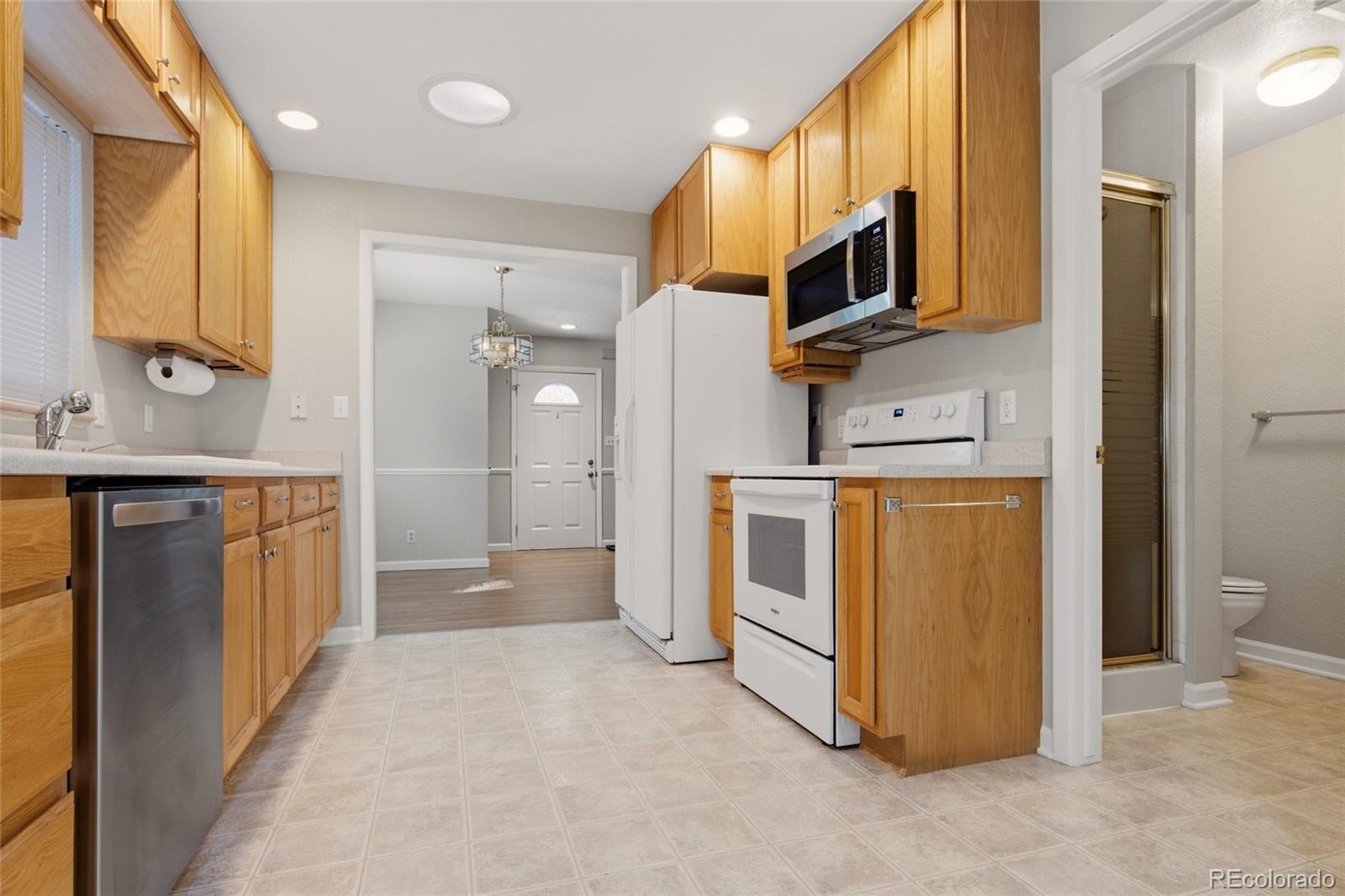 2300 Bell Court