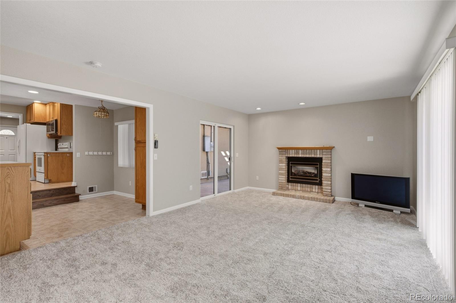 2300 Bell Court