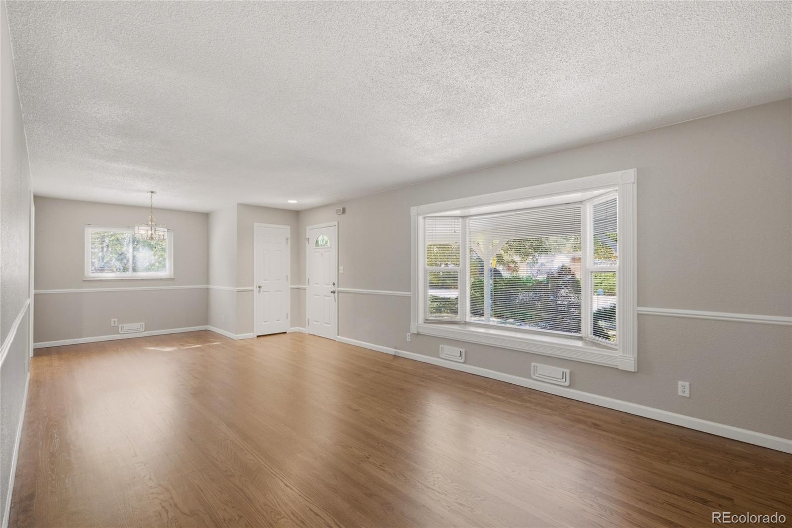 2300 Bell Court