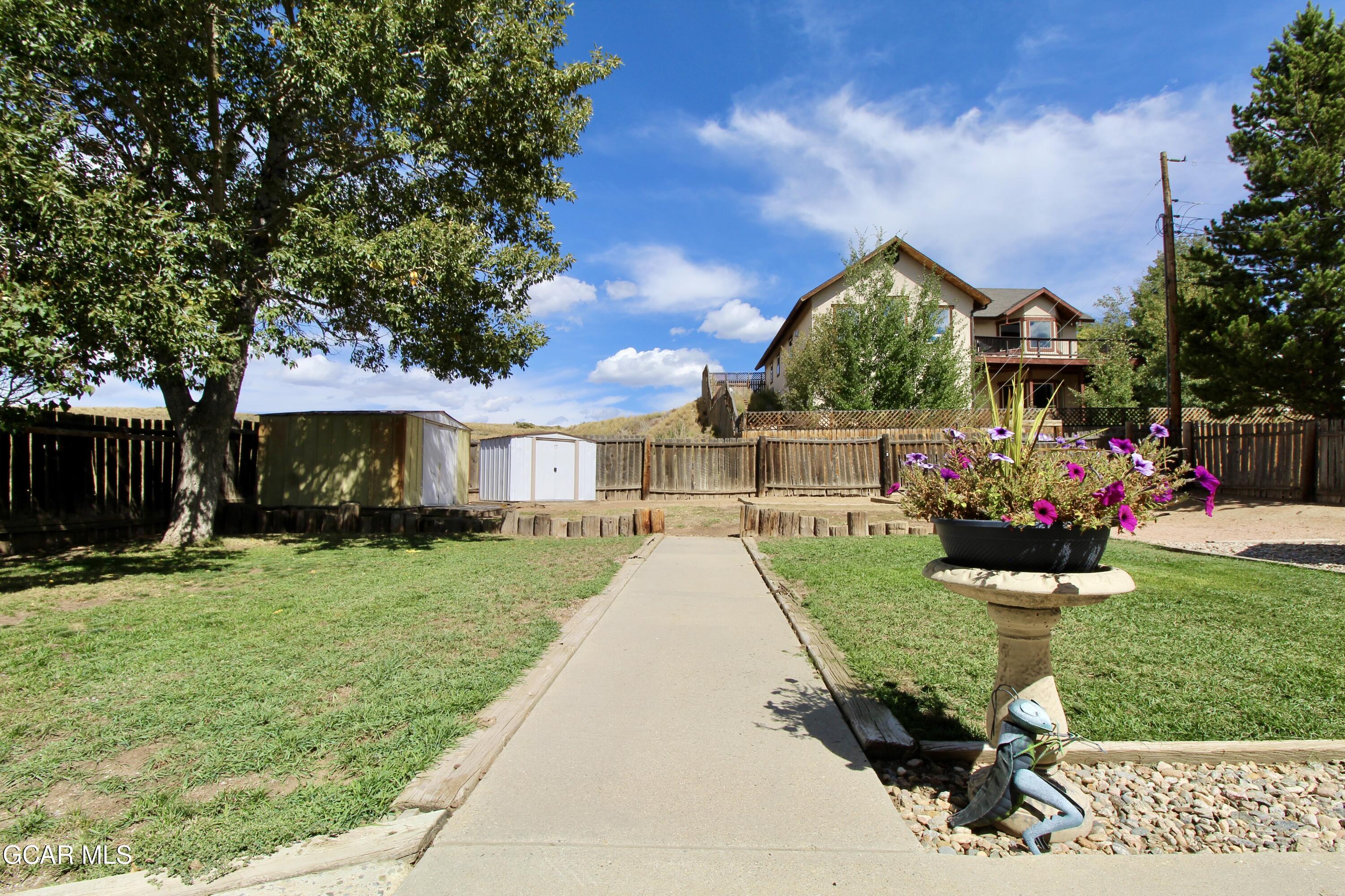 563 NEW CHURCH AVE Avenue