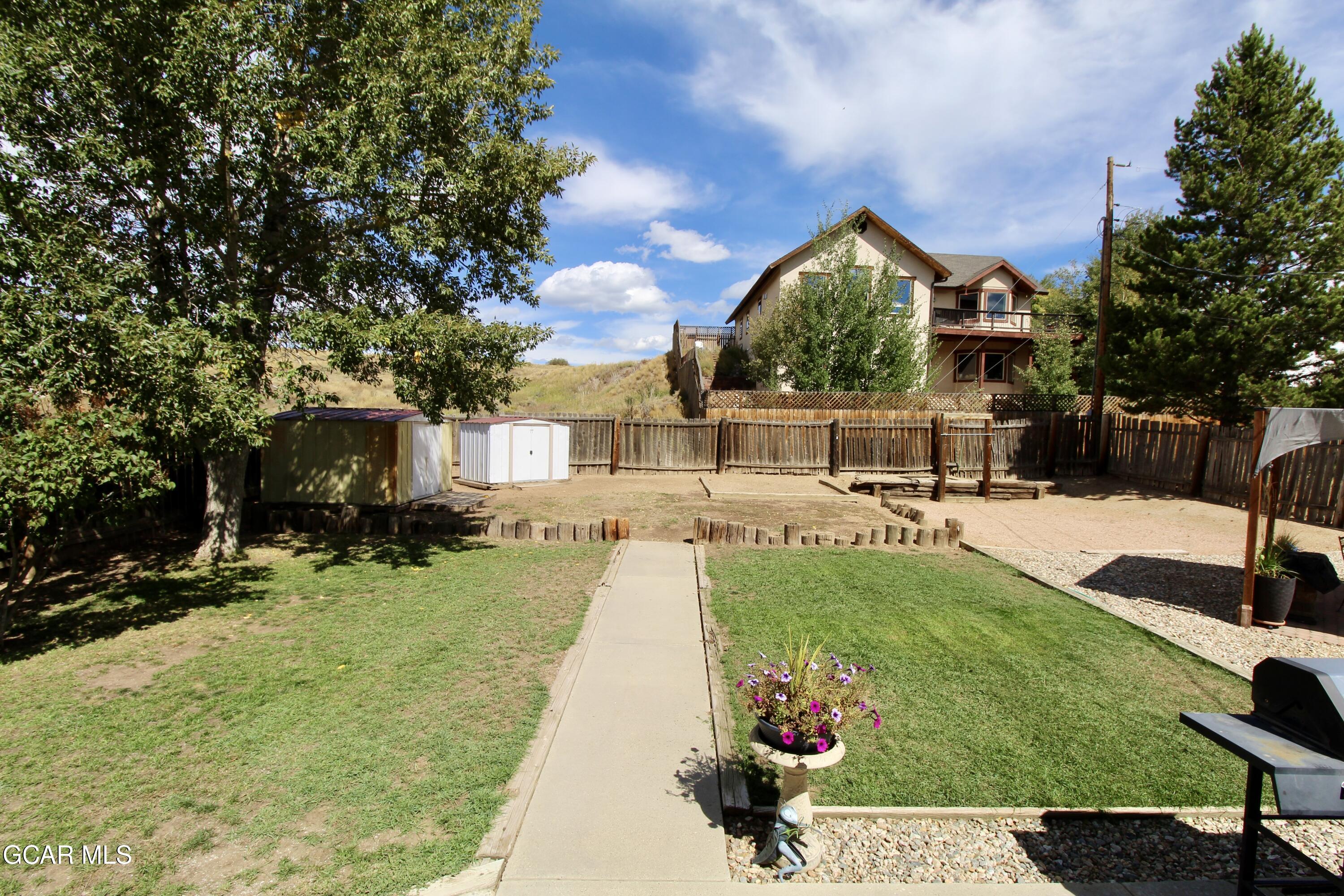 563 NEW CHURCH AVE Avenue