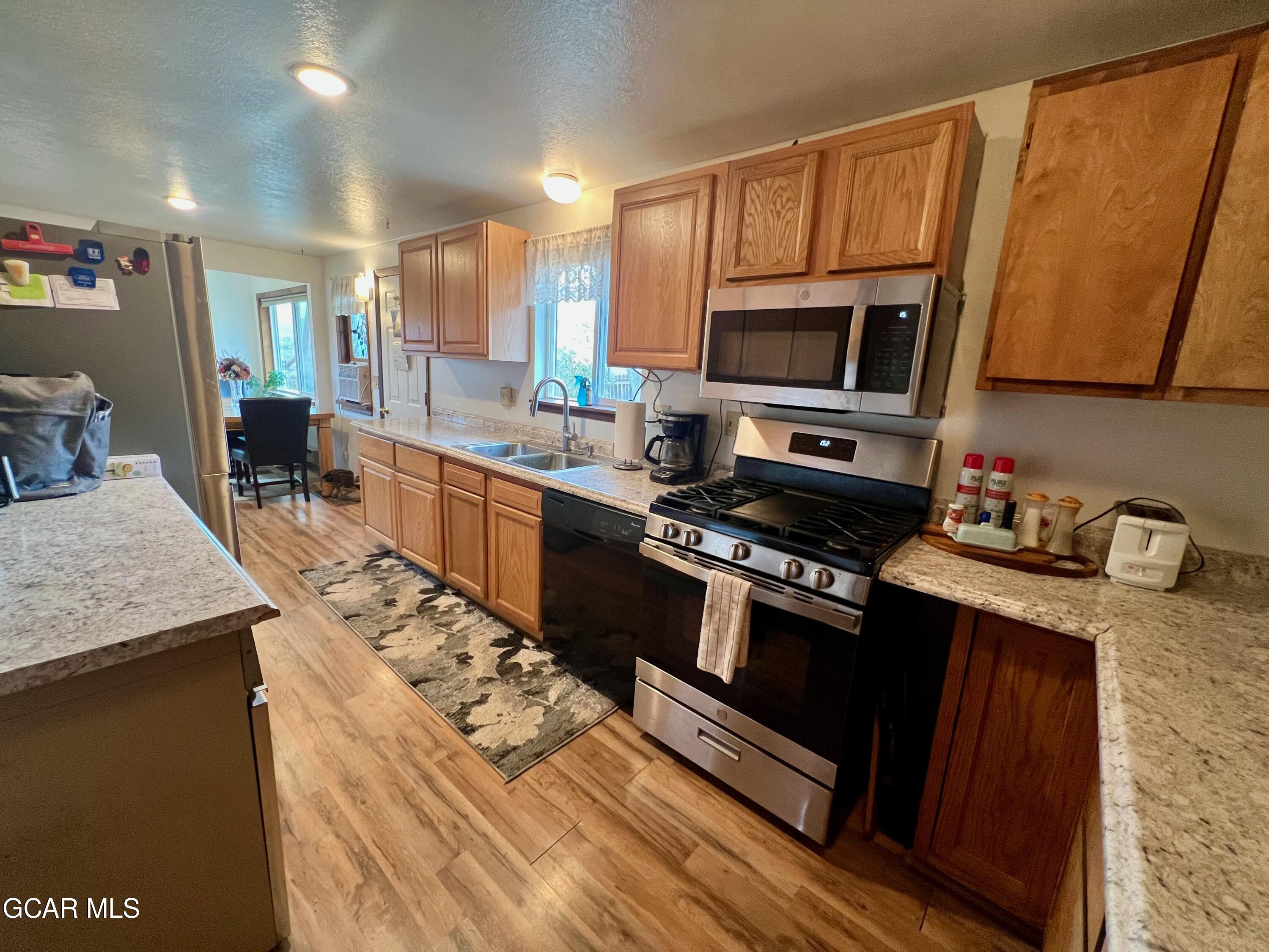 563 NEW CHURCH AVE Avenue