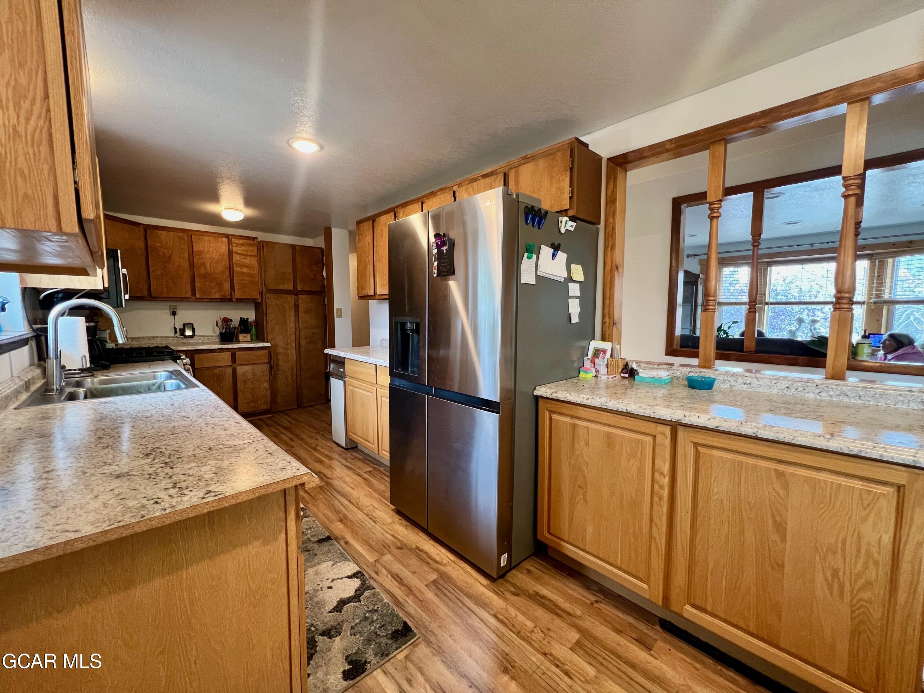 563 NEW CHURCH AVE Avenue