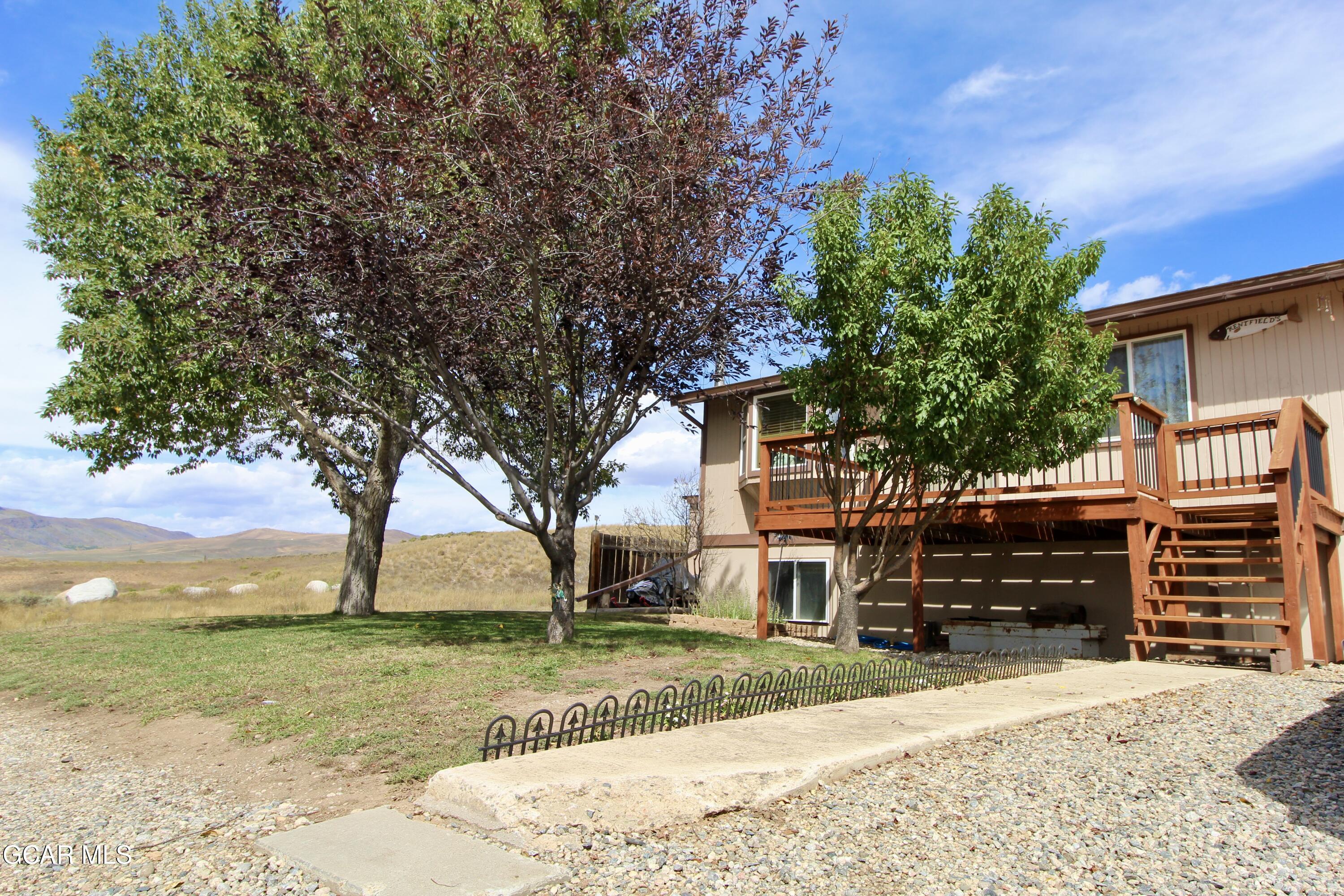 563 NEW CHURCH AVE Avenue