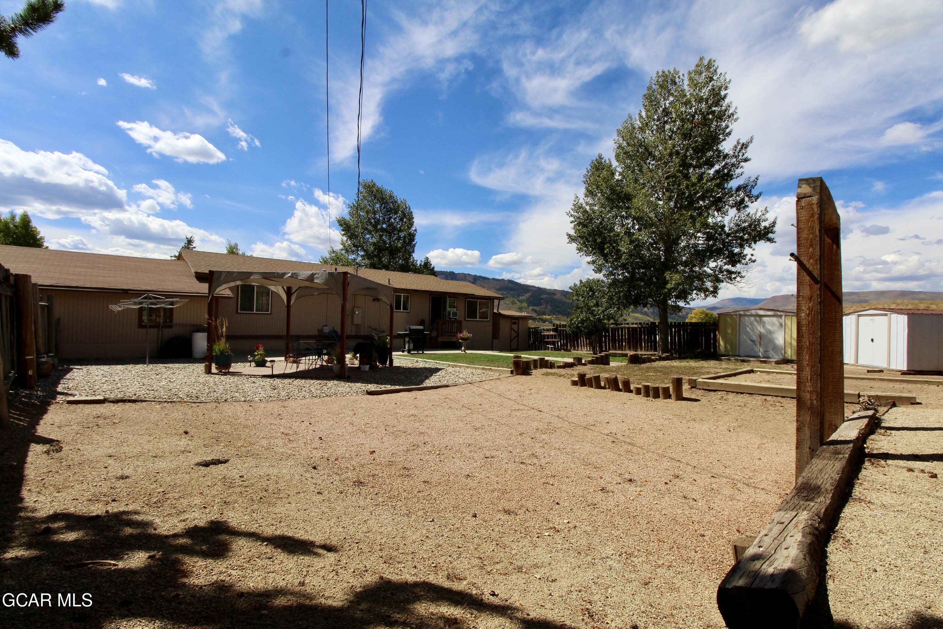 563 NEW CHURCH AVE Avenue